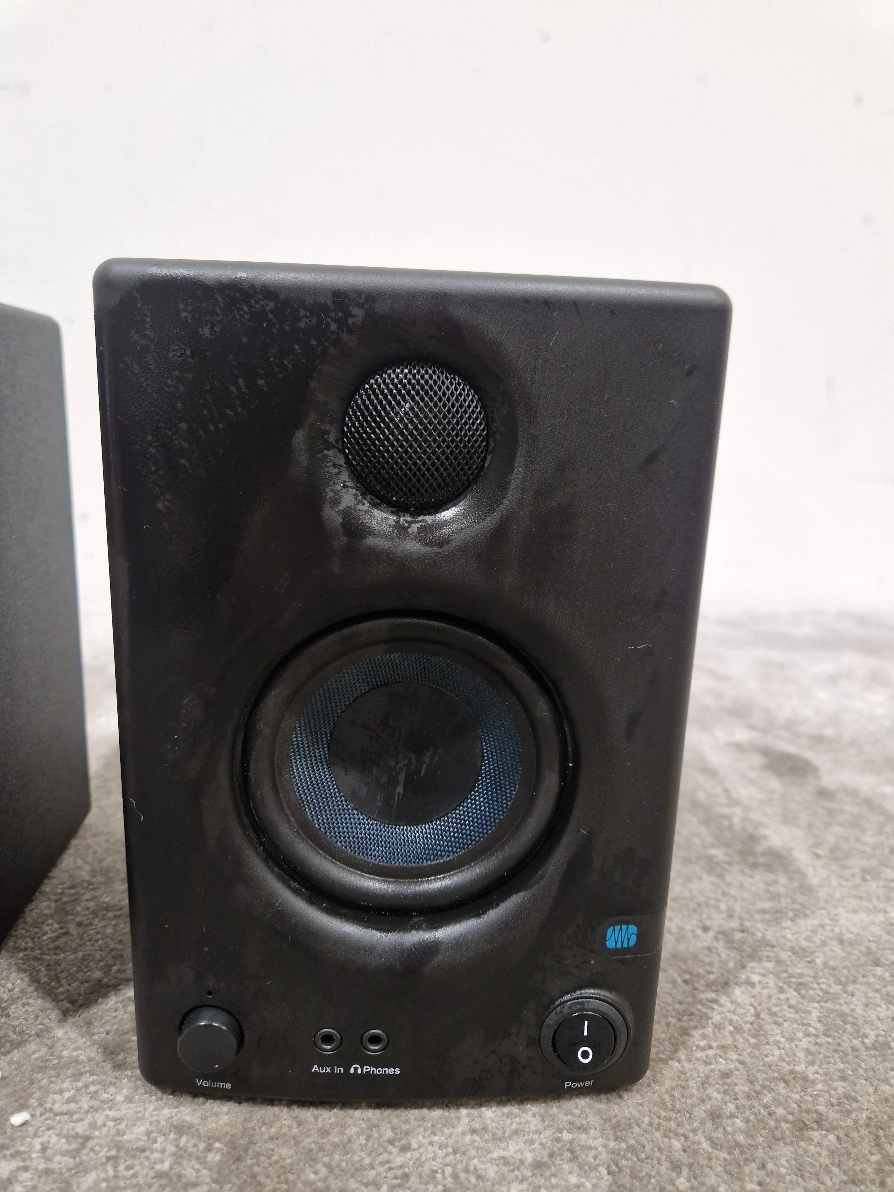 Presonus ERIS E3.5 Black Studio Monitors - 3.5" Woofer - Excellent w/ Original Box & Power Cable - Image 2