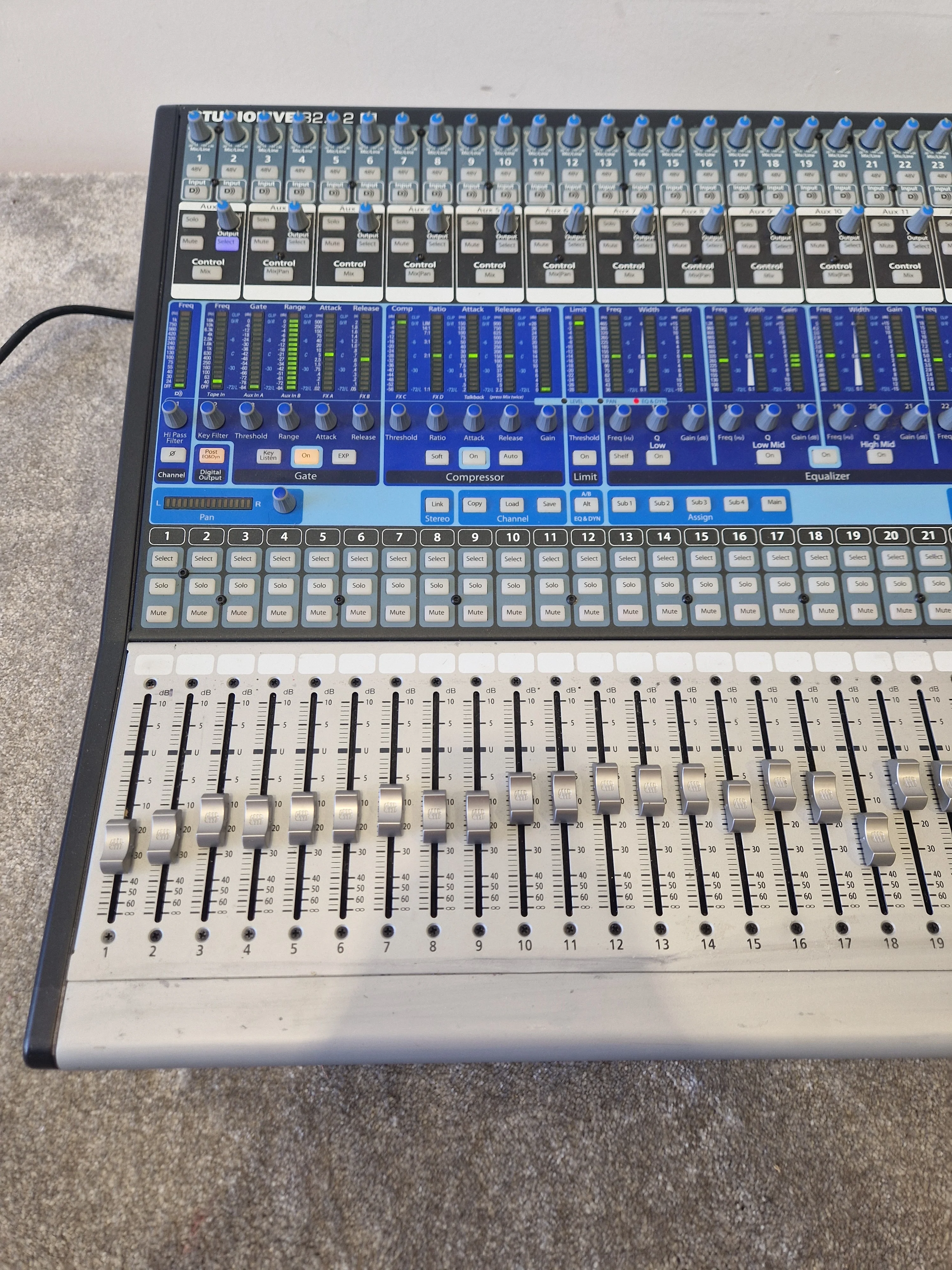 PreSonus StudioLive 32.4.2 AI Digital Mixer – 32-Channel Console with Flight Case - Very Good - Image 6