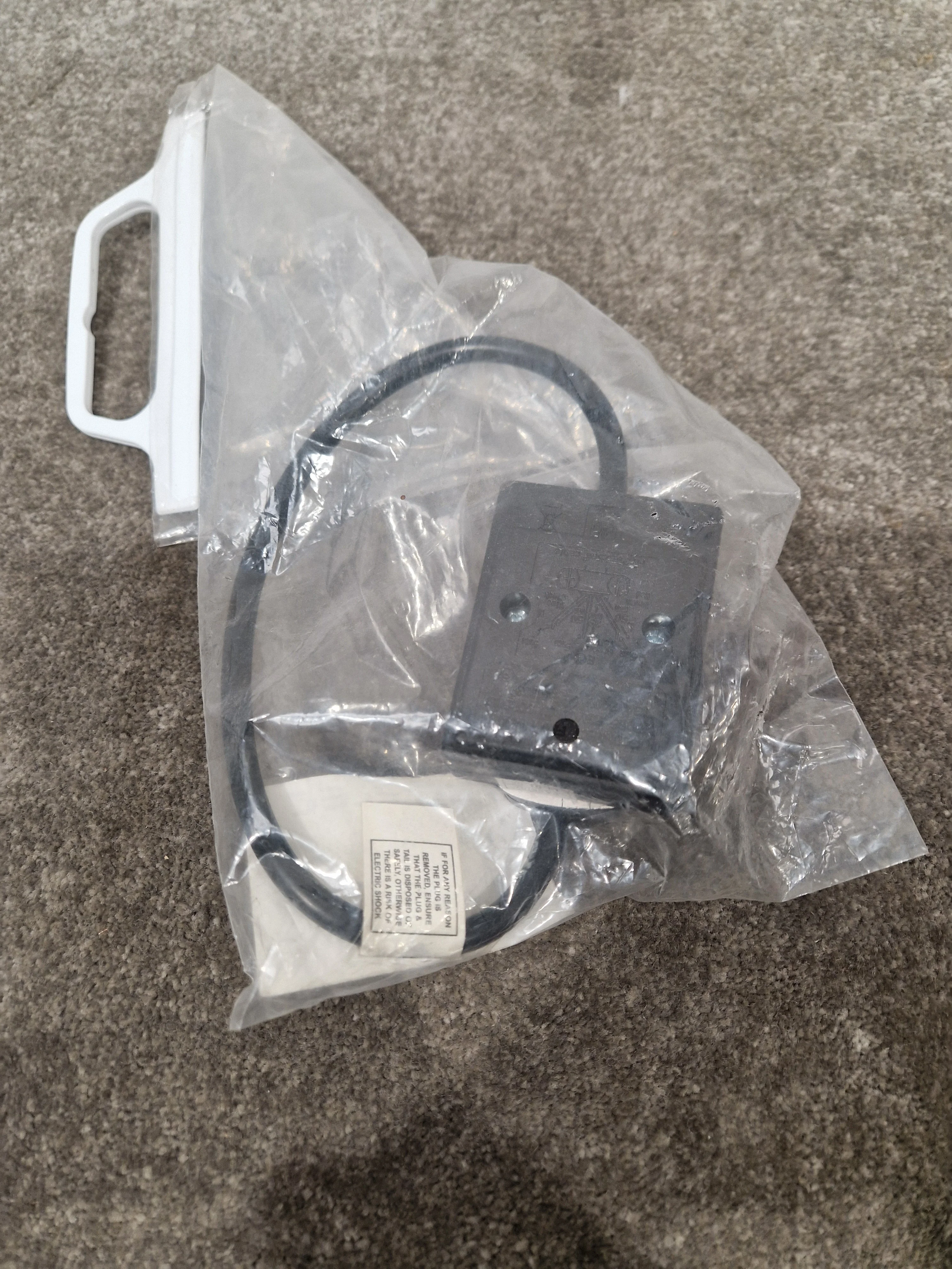 PRO-ELEC Extension Lead One Gang 0.5m - Compact Power Extension - Excellent w/ Original Packaging - Image 7