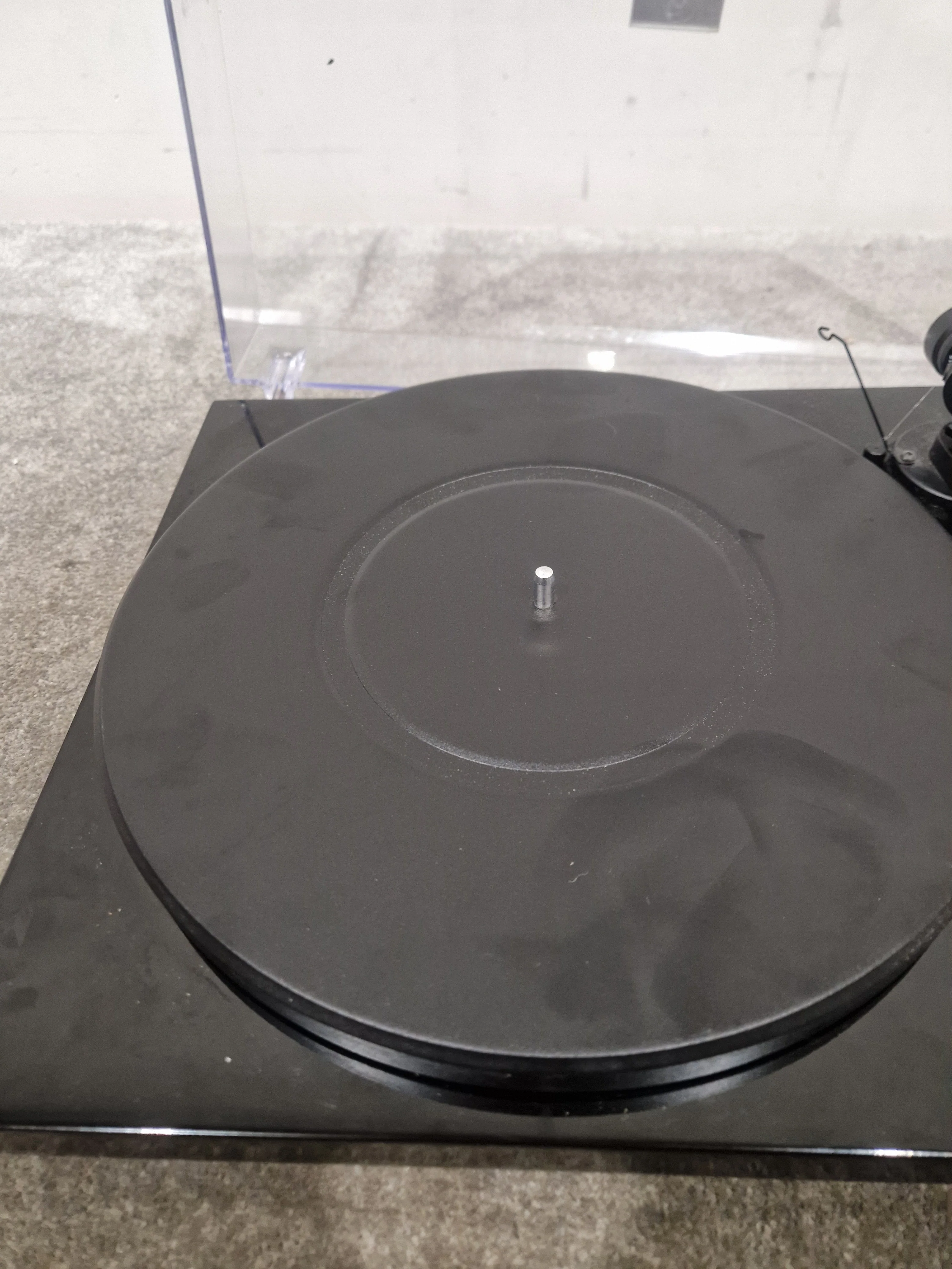 Pro-Ject Debut Carbon - Turntable – Turntable - Spares or Repair - Image 6
