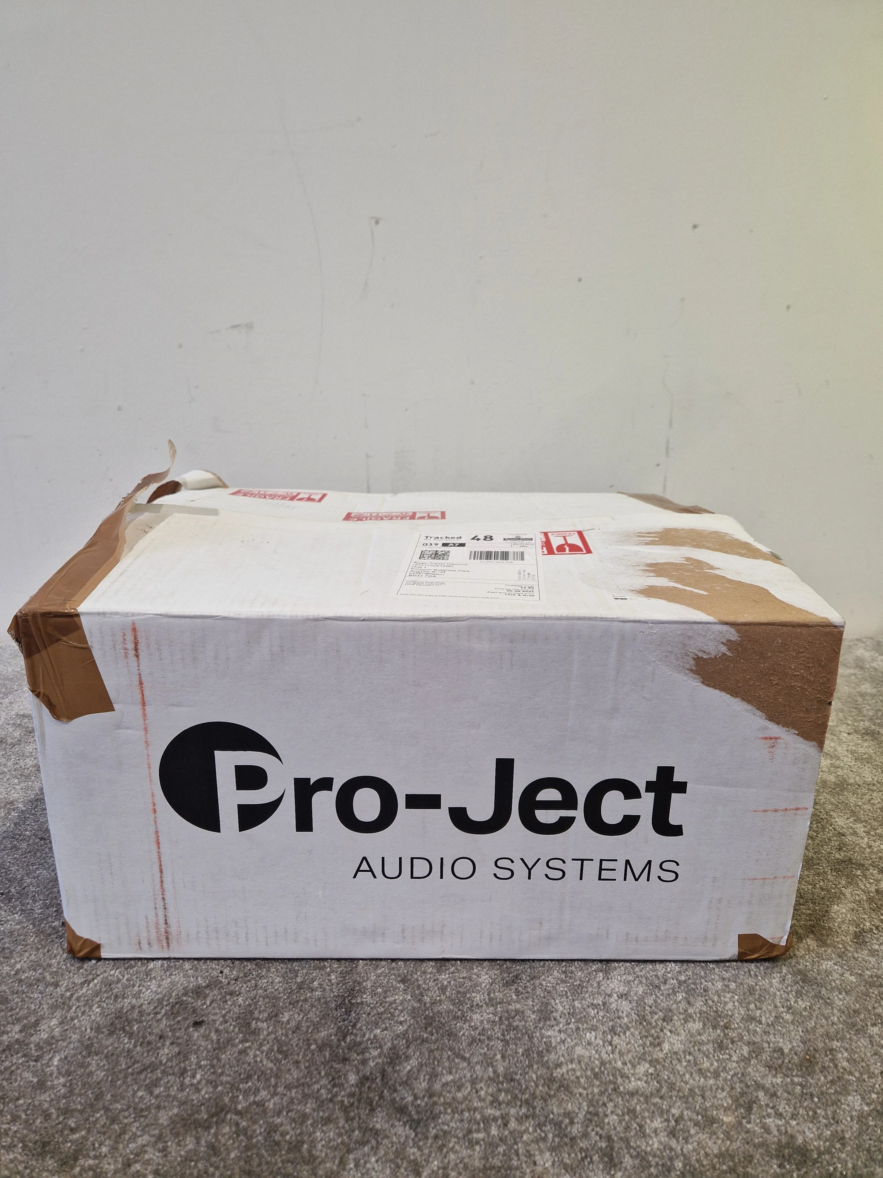 Pro-Ject T1 Phono SB Black Edition – Built-In Phono Stage, Electronic Speed Control – New in Opened Box - Image 7