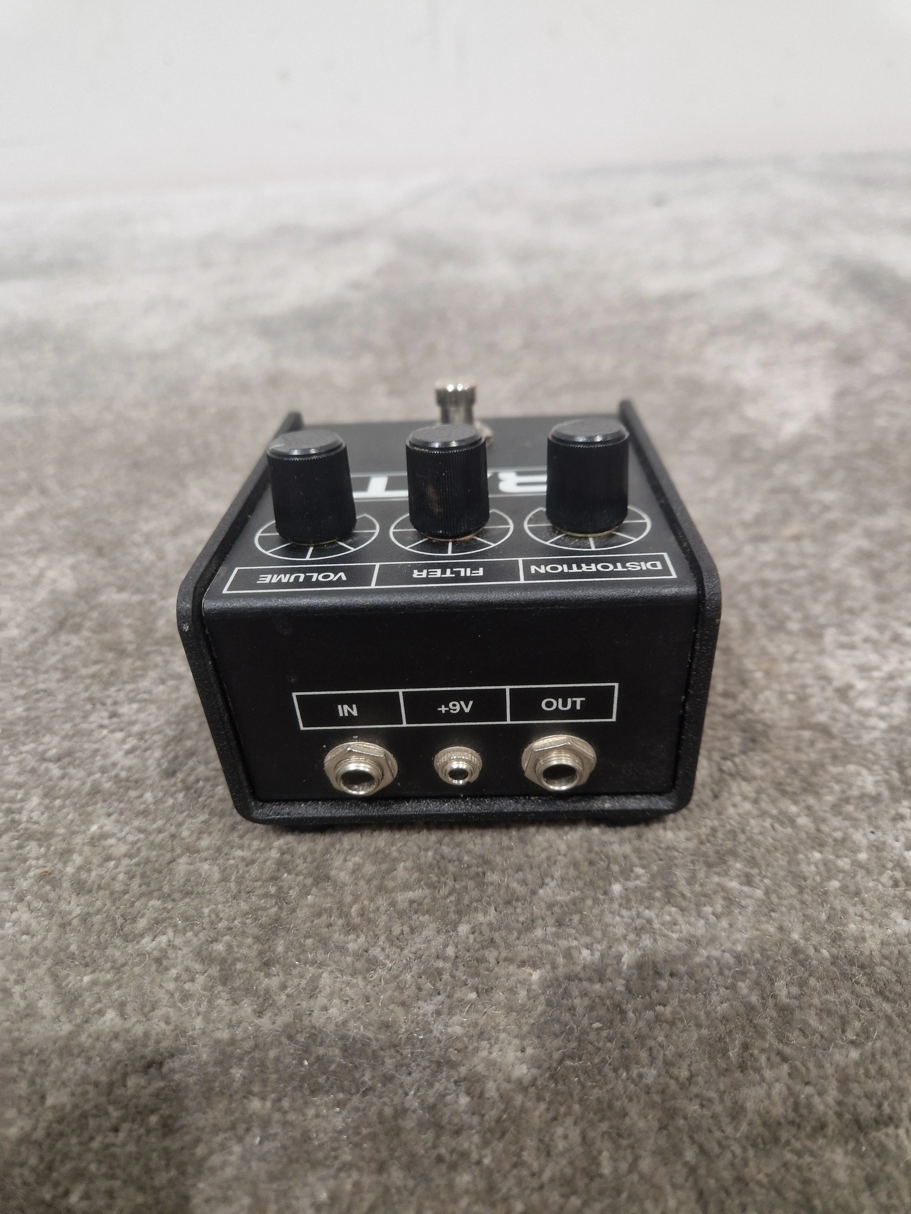 Proco Rat Distortion Pedal Effects Pedal - Classic Distortion Tone, Durable Build - Excellent w/ Guitar cables - Image 3