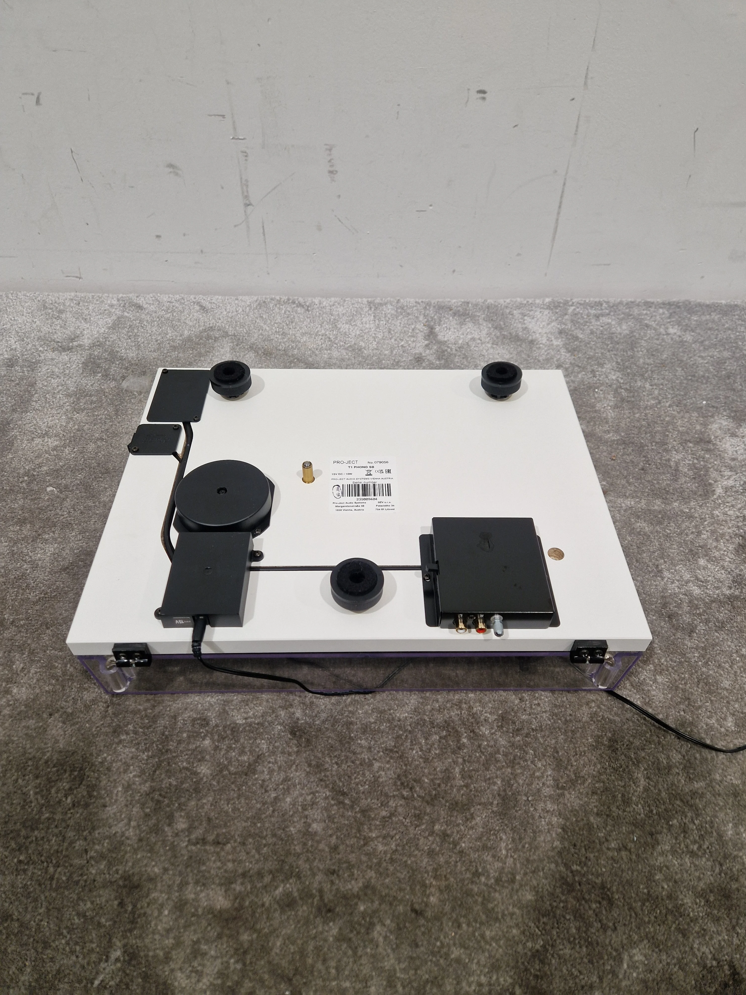 Project T1 Phono SB - Turntable with Preamp - Spares or Repair - Image 13