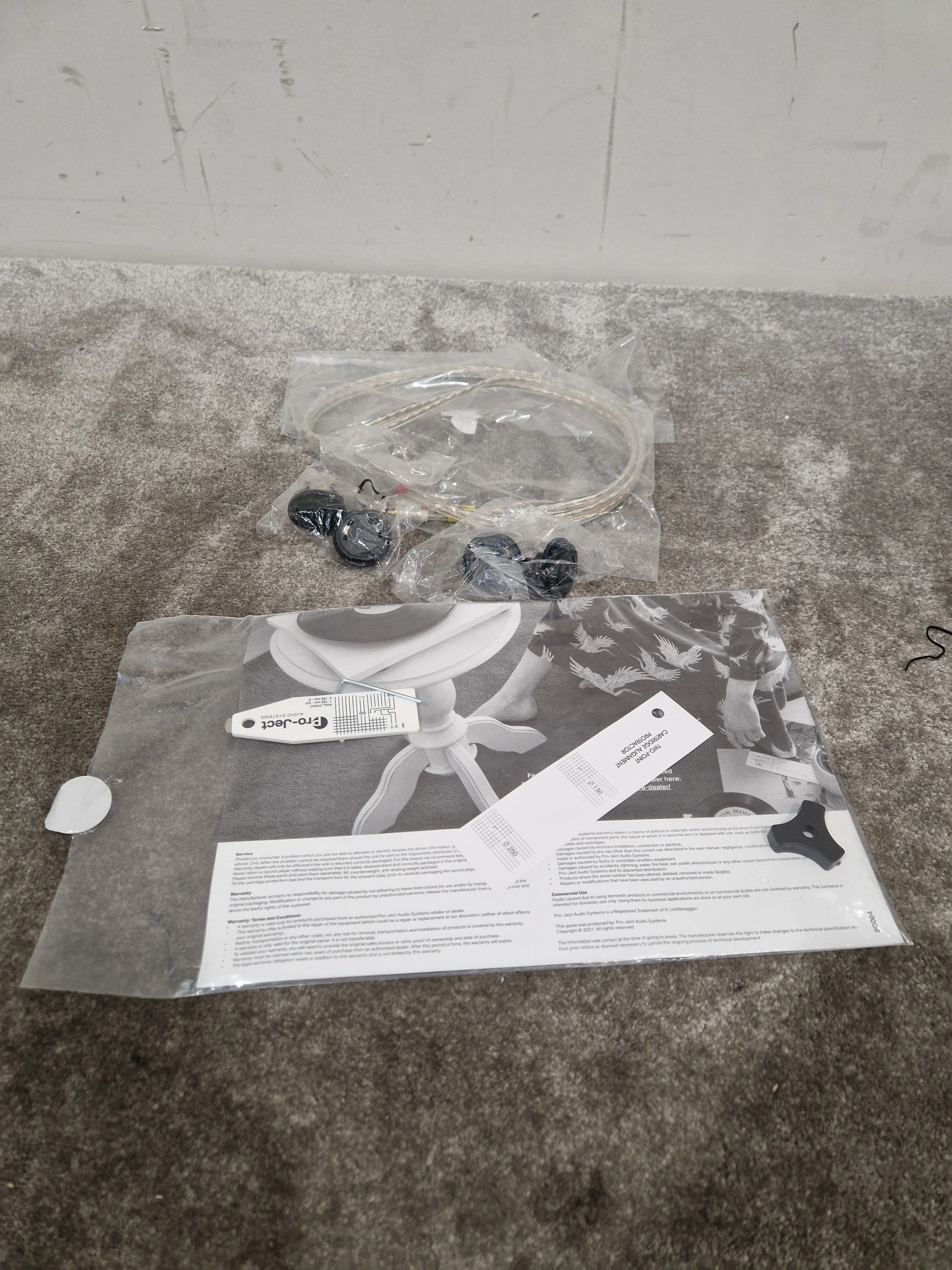 Project T1 Phono SB - Turntable with Preamp - Spares or Repair - Image 14