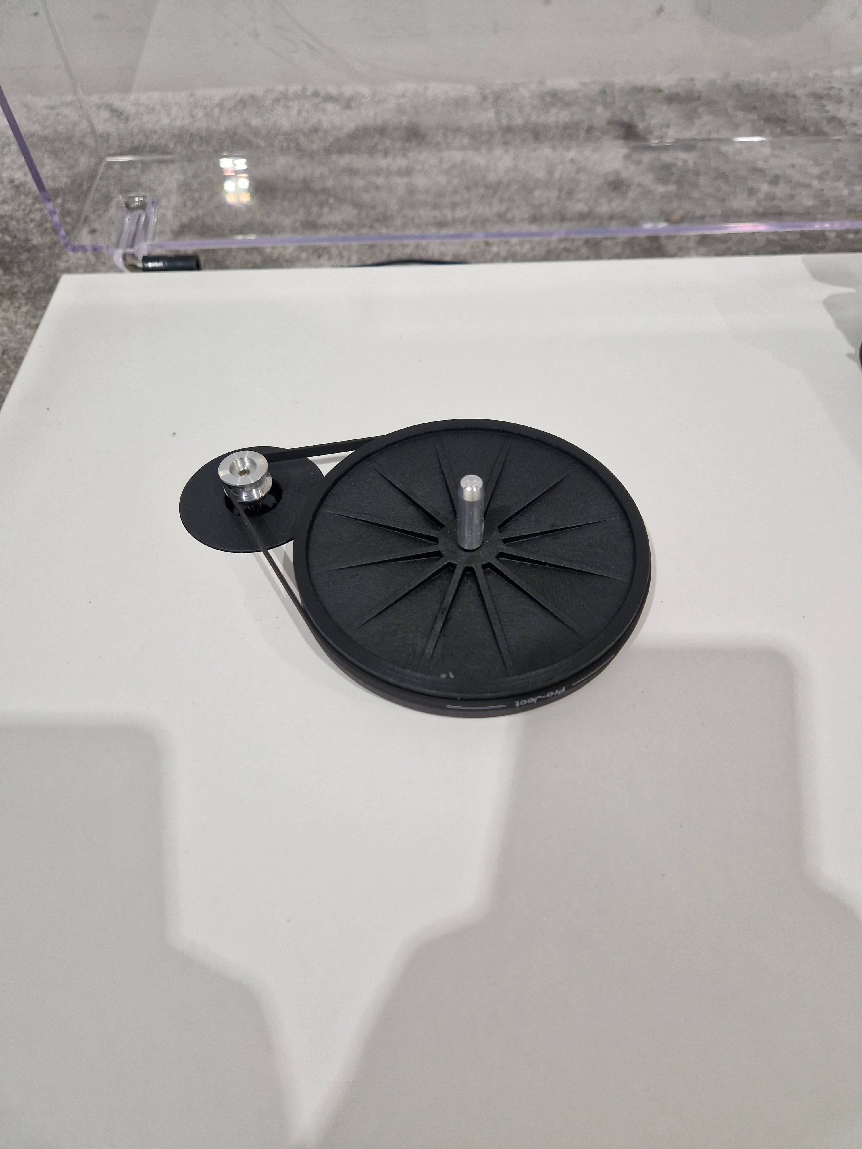 Project T1 Phono SB - Turntable with Preamp - Spares or Repair - Image 4