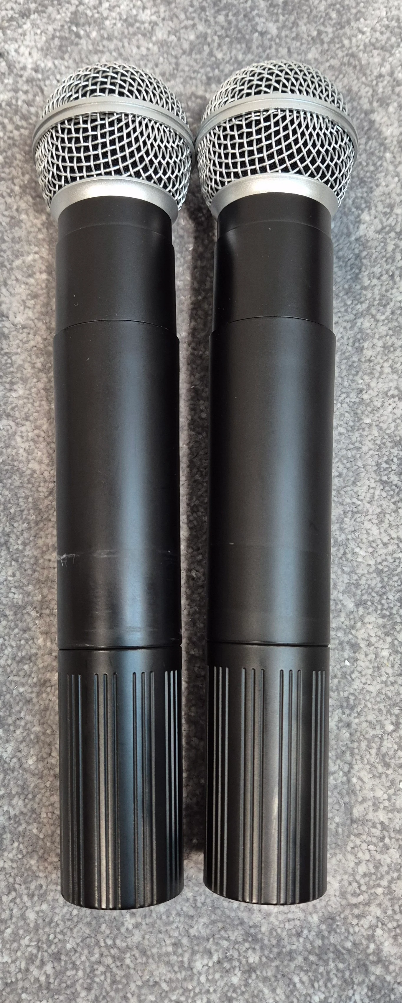 Prosound L59AW Twin Microphone Portable VHF Wireless + Black Case - Image 3