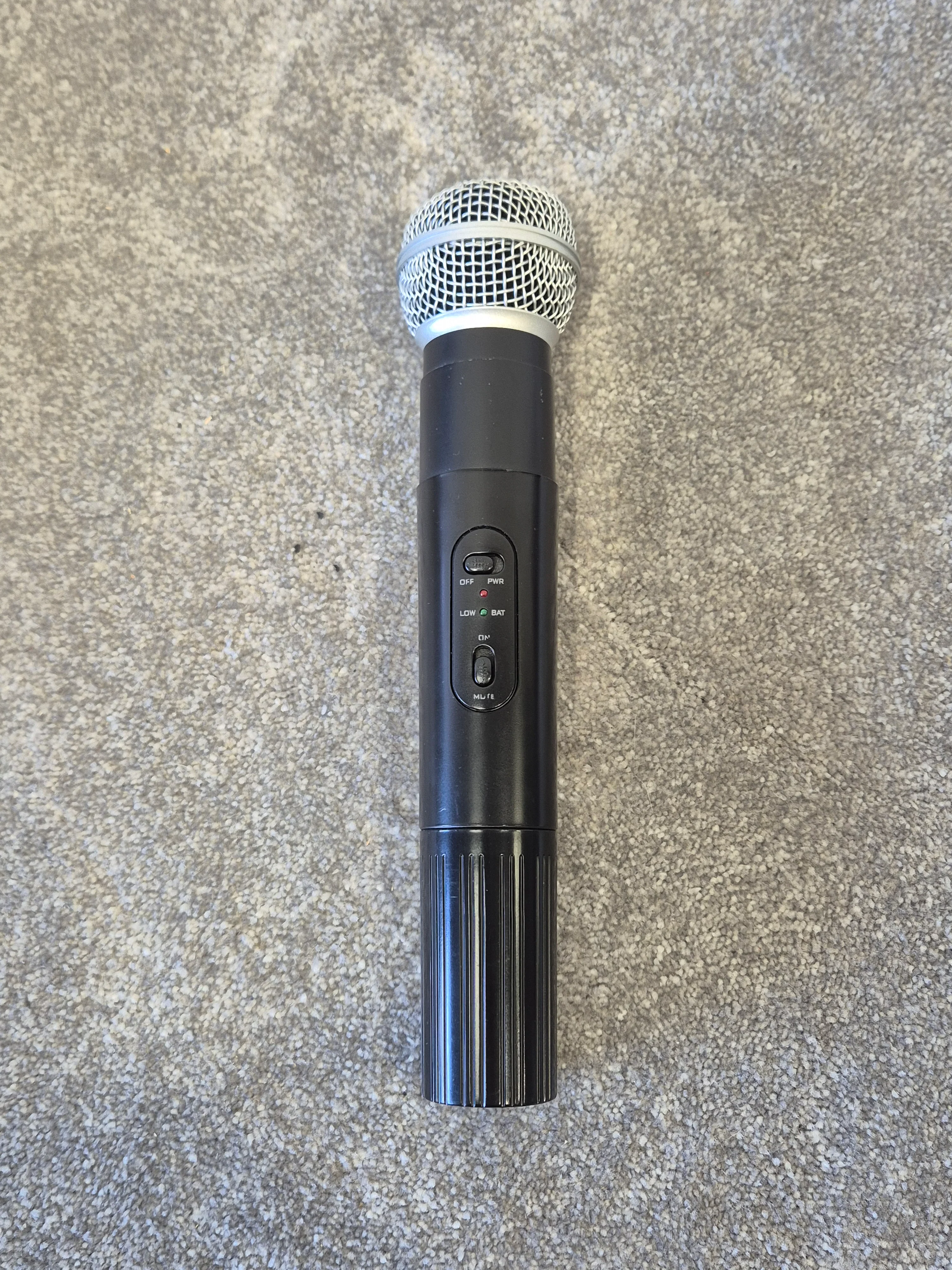 Prosound L59AW Twin Microphone Portable VHF Wireless (Spares or Repairs) - Image 7