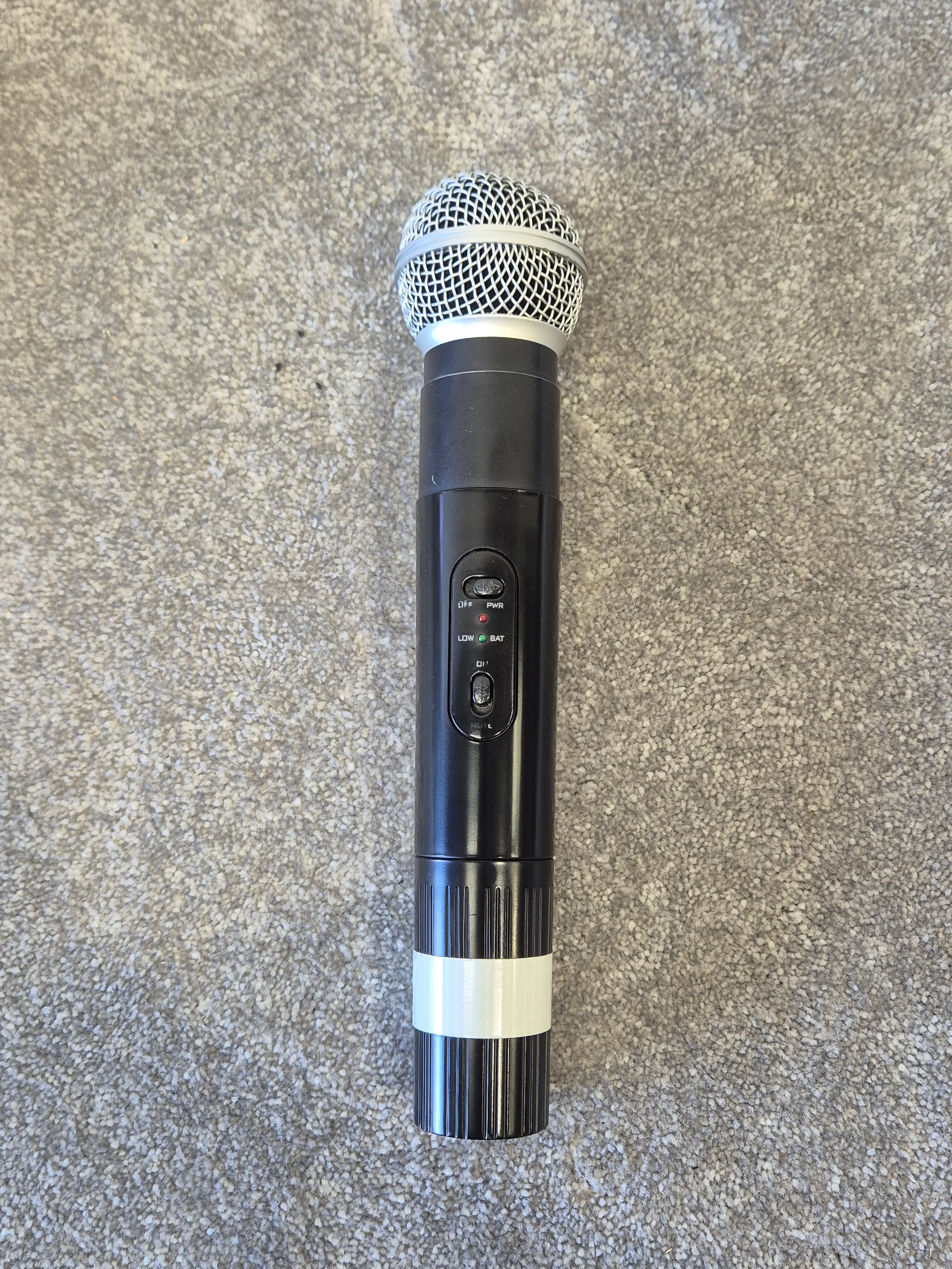 Prosound L59AW Twin Microphone Portable VHF Wireless (Spares or Repairs) - Image 9