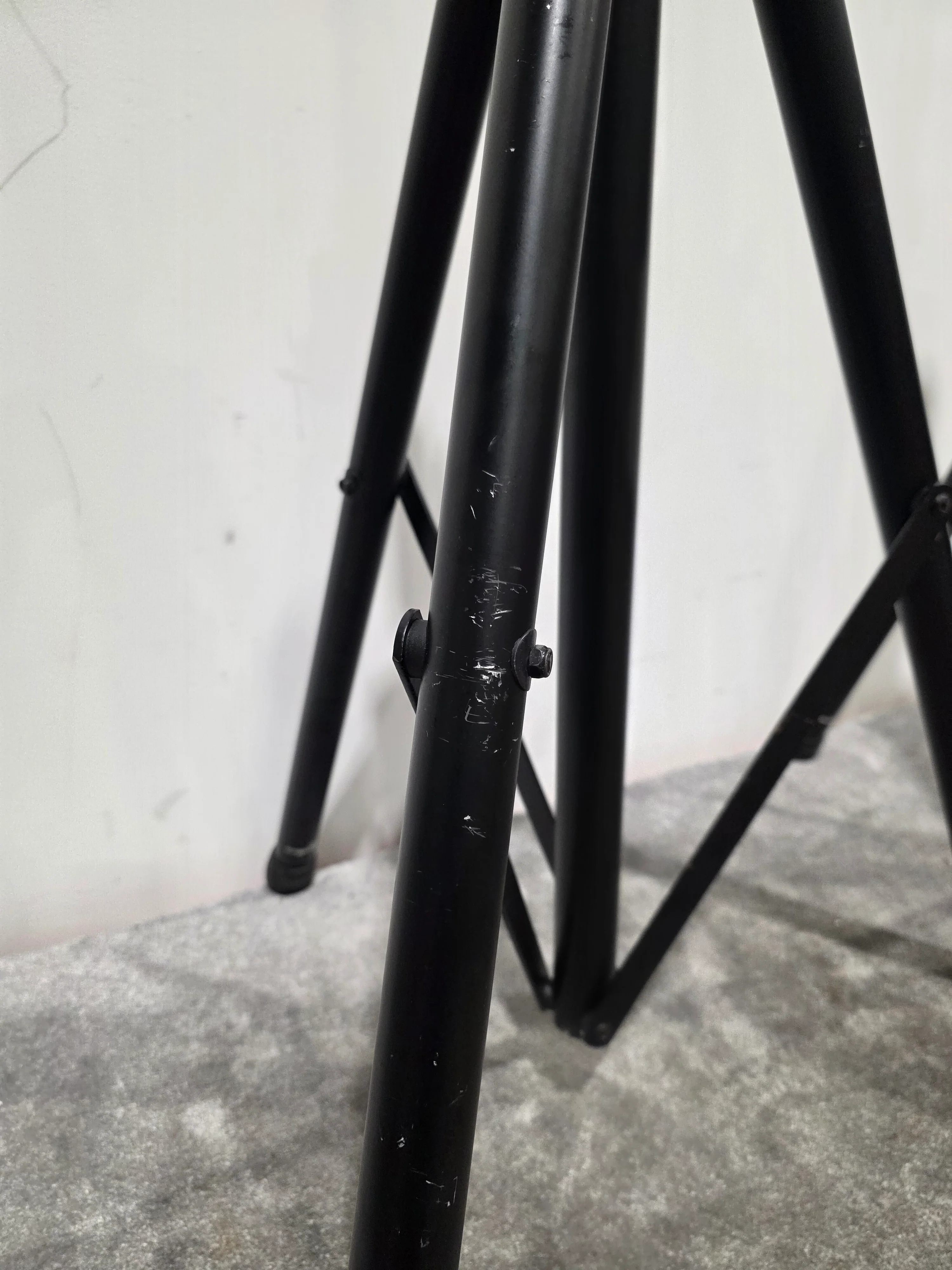 Generic - Speaker Tripod Stands - Black - Good w/ Soft Case - Image 3