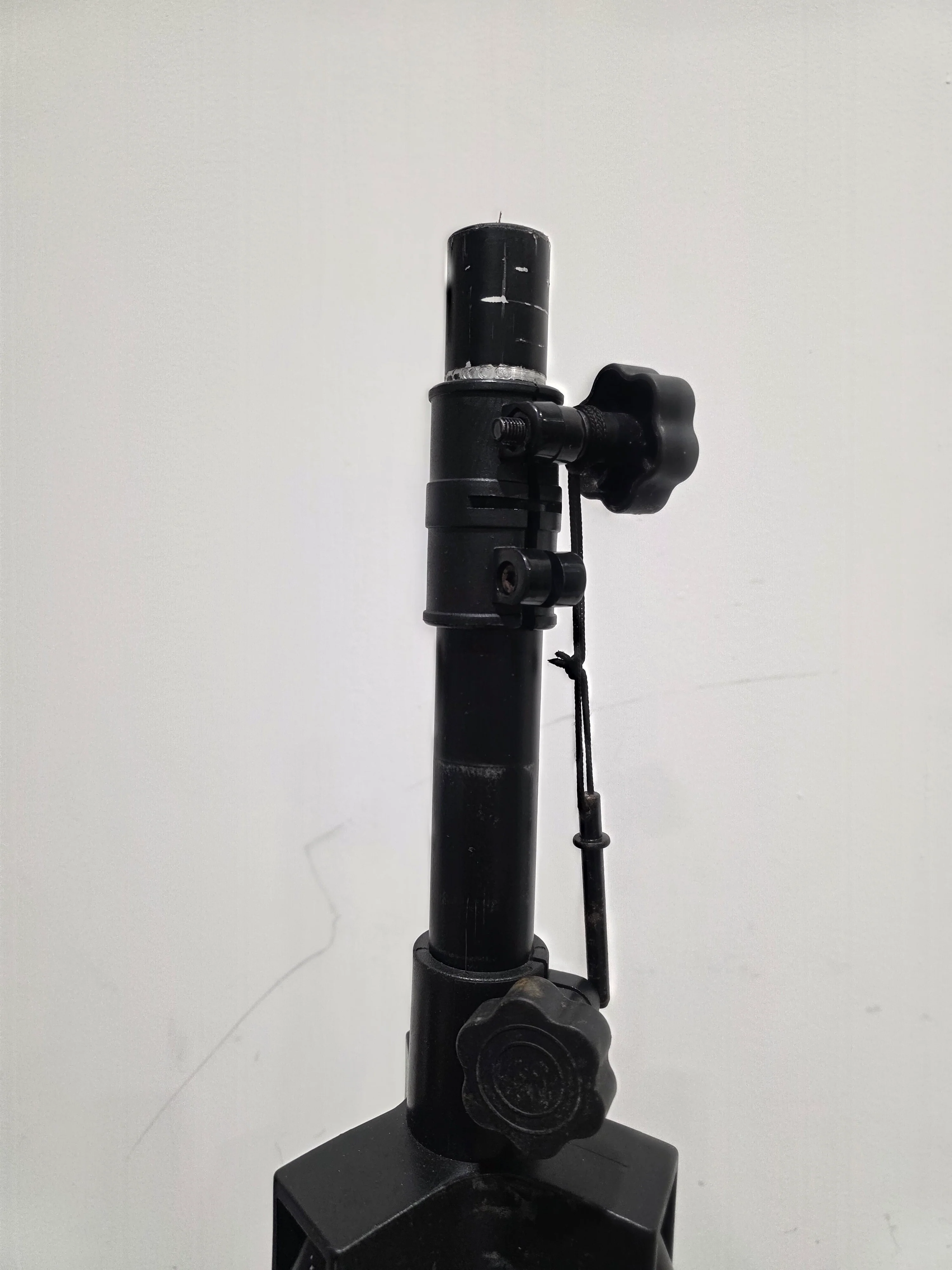 Generic - Speaker Tripod Stands - Black - Good w/ Soft Case - Image 5