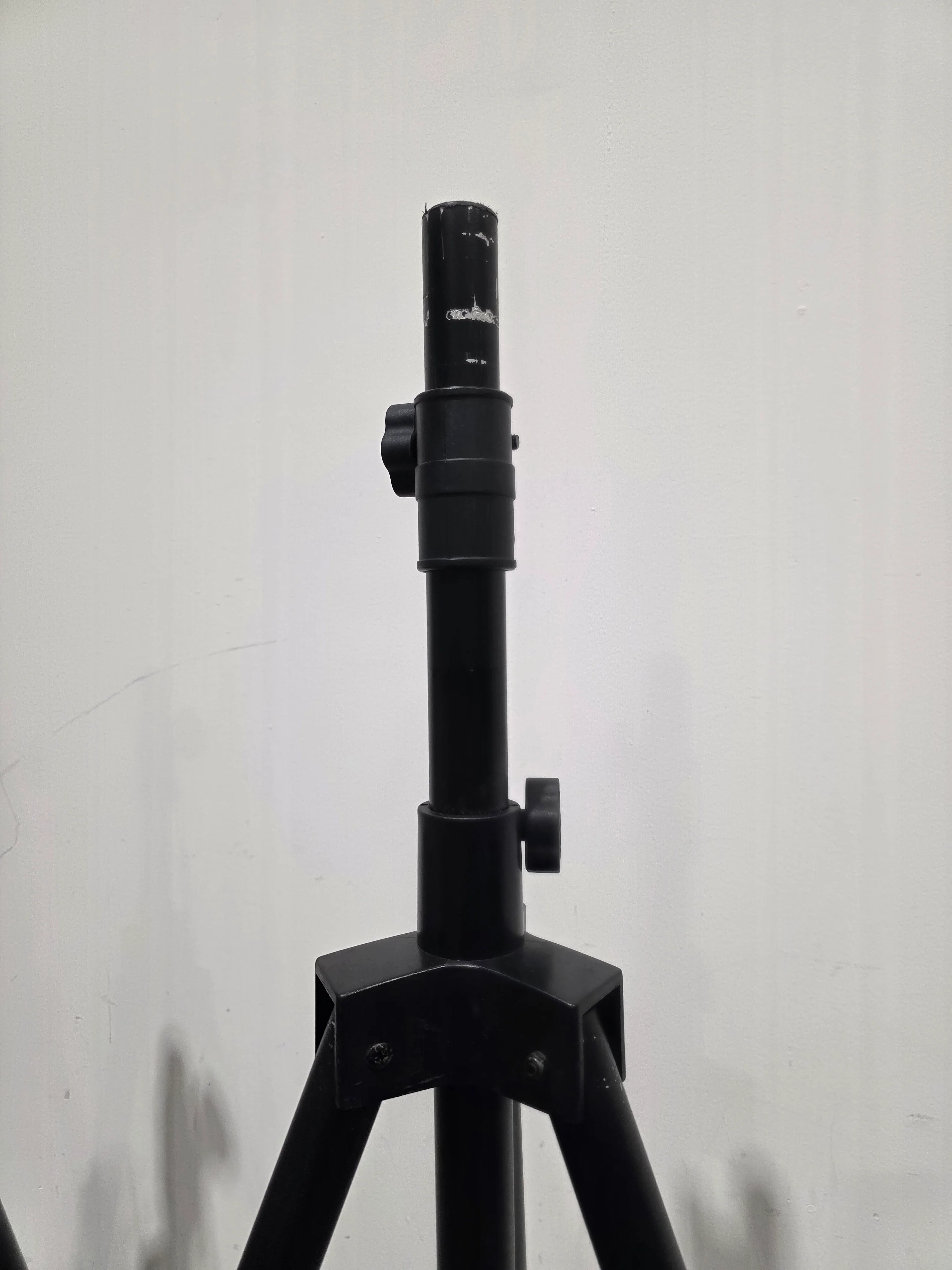 Generic - Speaker Tripod Stands - Black - Good w/ Soft Case - Image 9