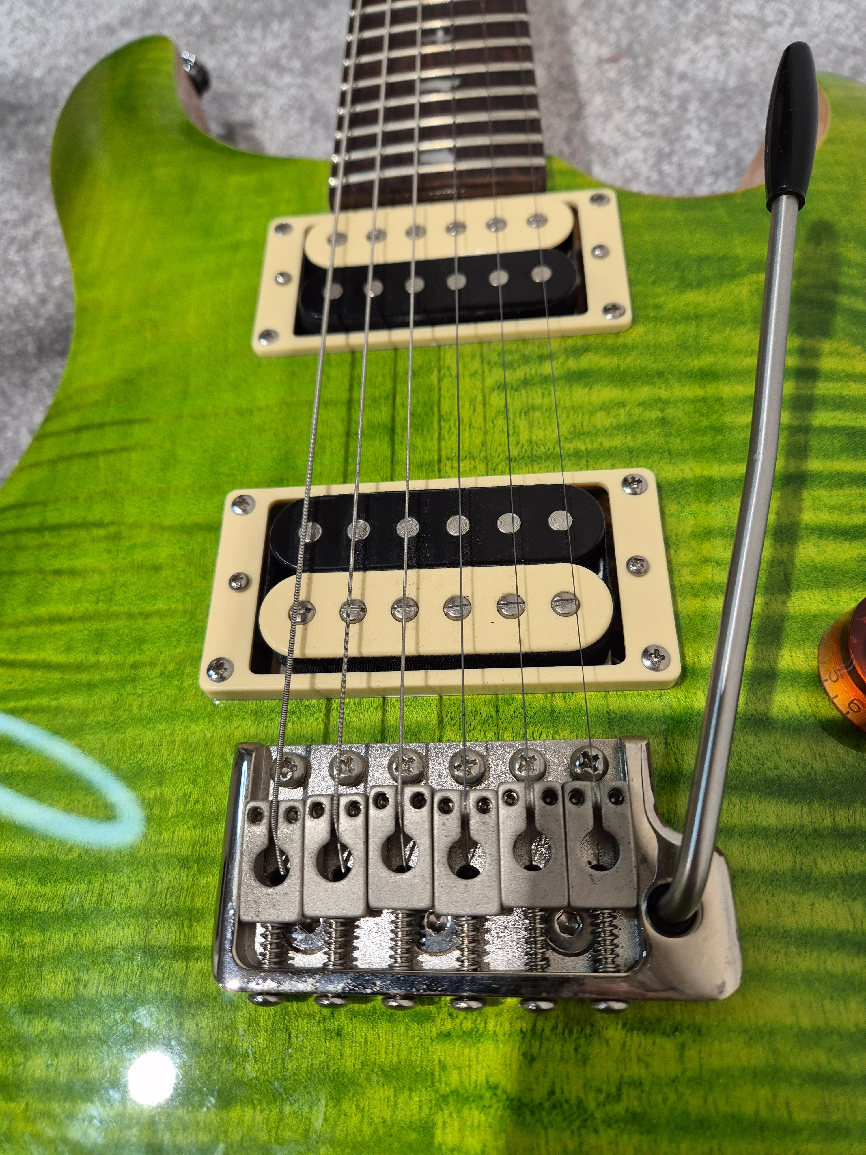 PRS SE Custom 24/08 Eriza Verde Green Electric Guitar - Image 4