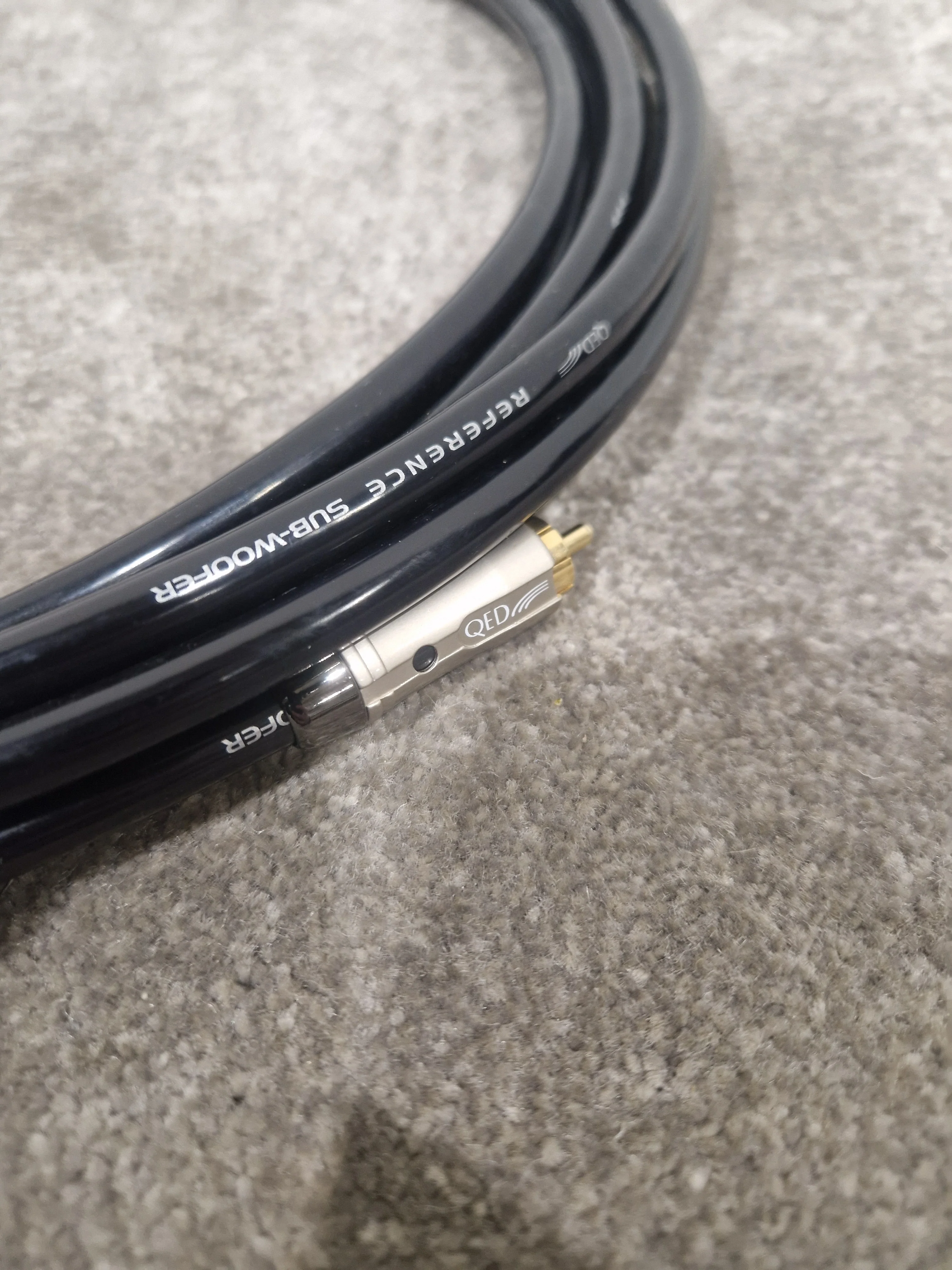 QED Single Reference Subwoofer Cable High Quality Black 15FT Audio Cable - High Fidelity - Excellent - Image 4