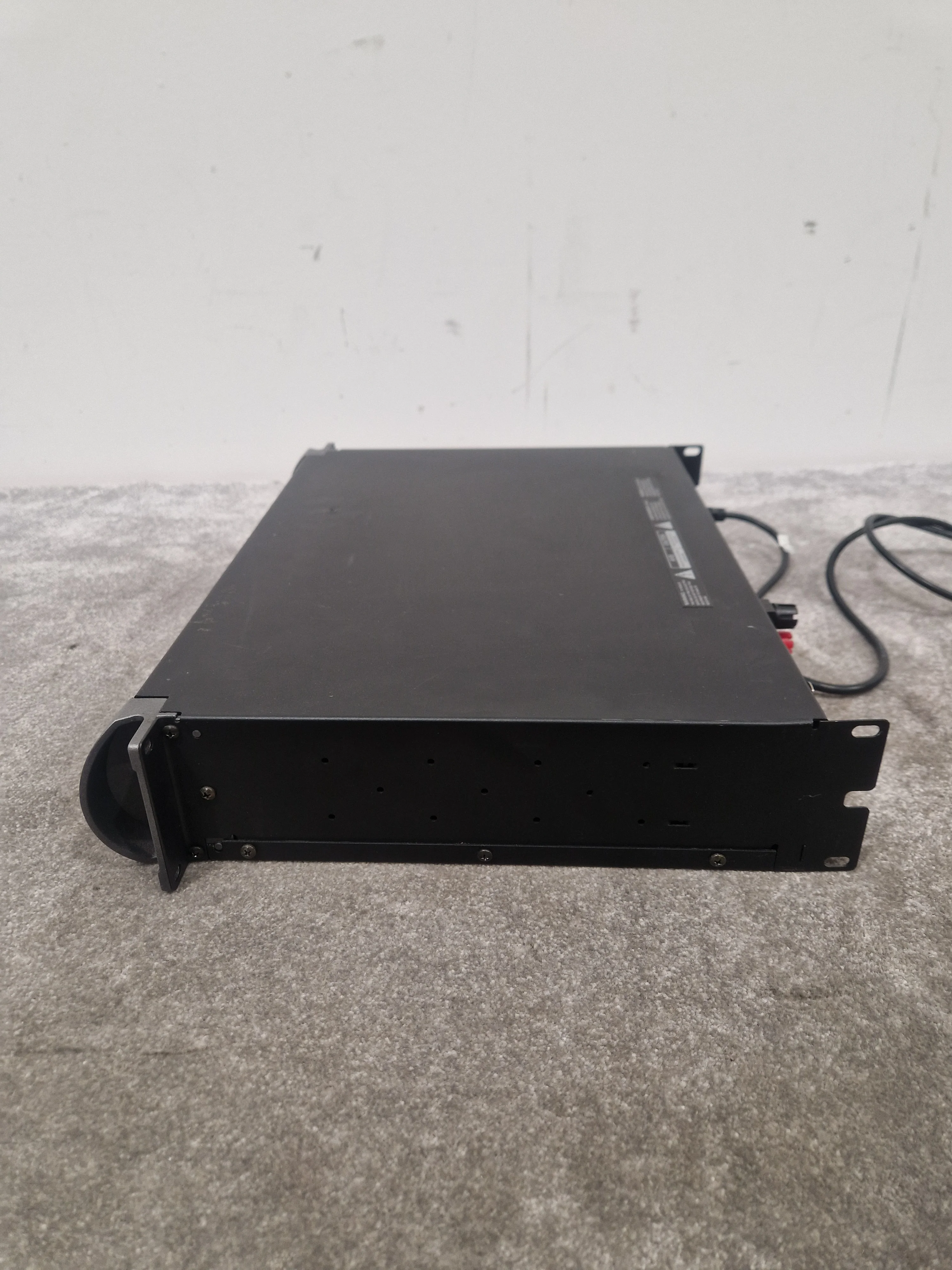 QSC Audio PLX2402 700w 2 channel amp - High Power, Reliable - Very Good - Image 2