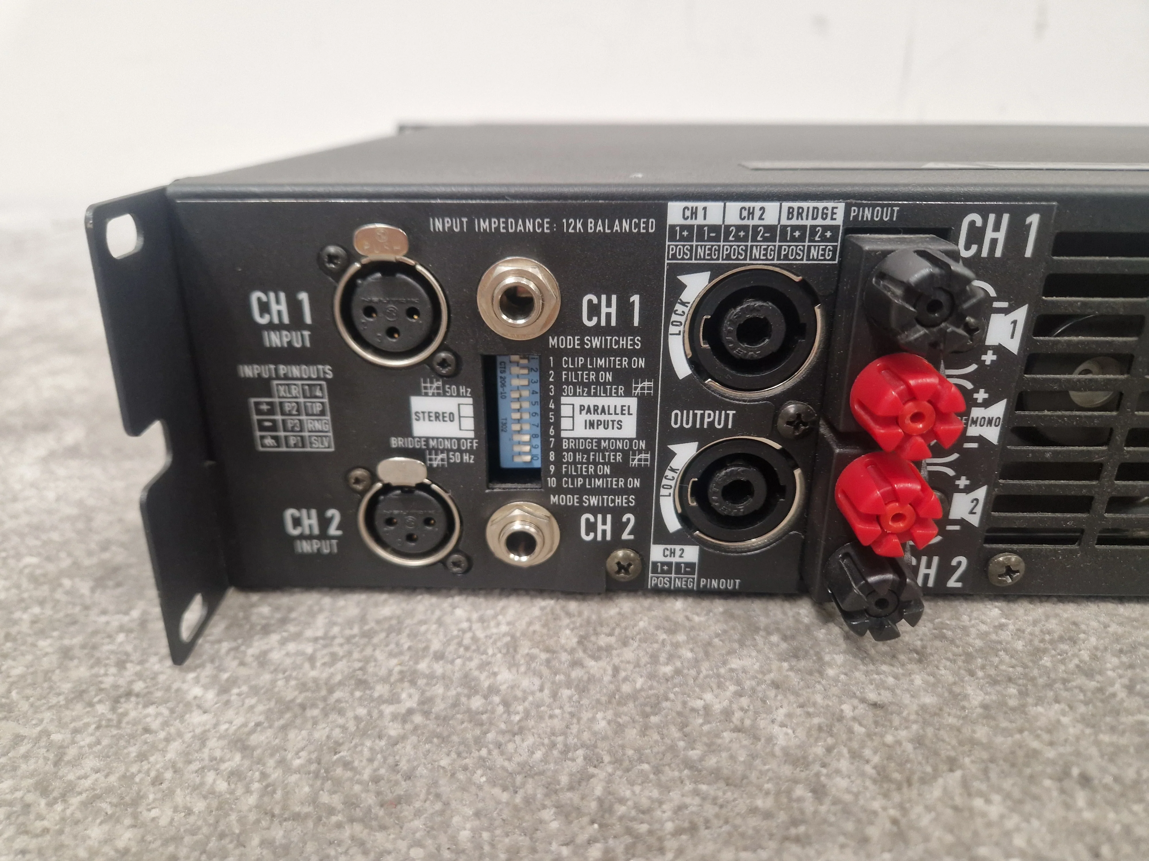 QSC Audio PLX2402 700w 2 channel amp - High Power, Reliable - Very Good - Image 4