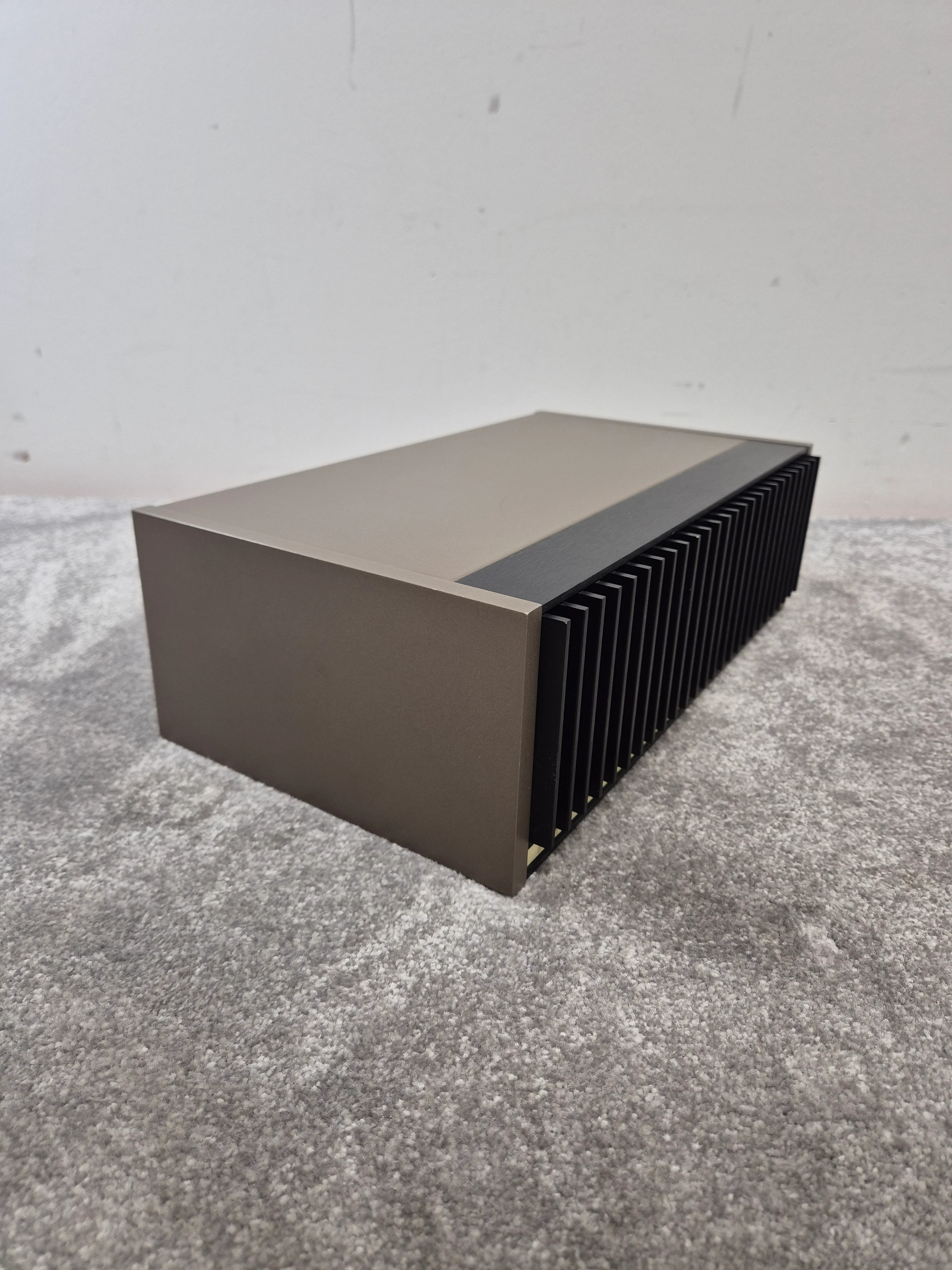 Quad 405-2 Amplifier - 150W Power, Class-A Design - Excellent w/ Power Supply - Image 2