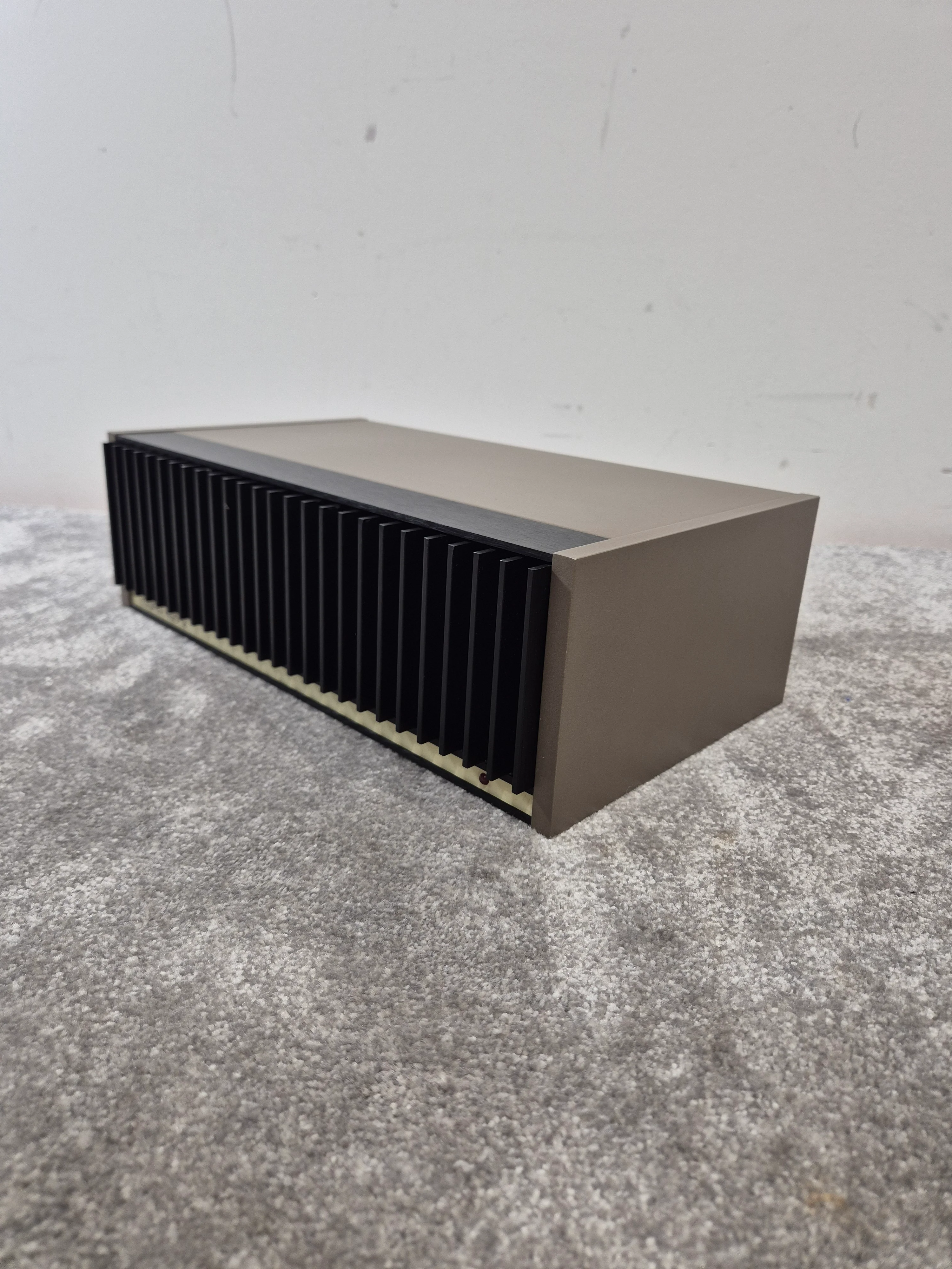 Quad 405-2 Amplifier - 150W Power, Class-A Design - Excellent w/ Power Supply - Image 8