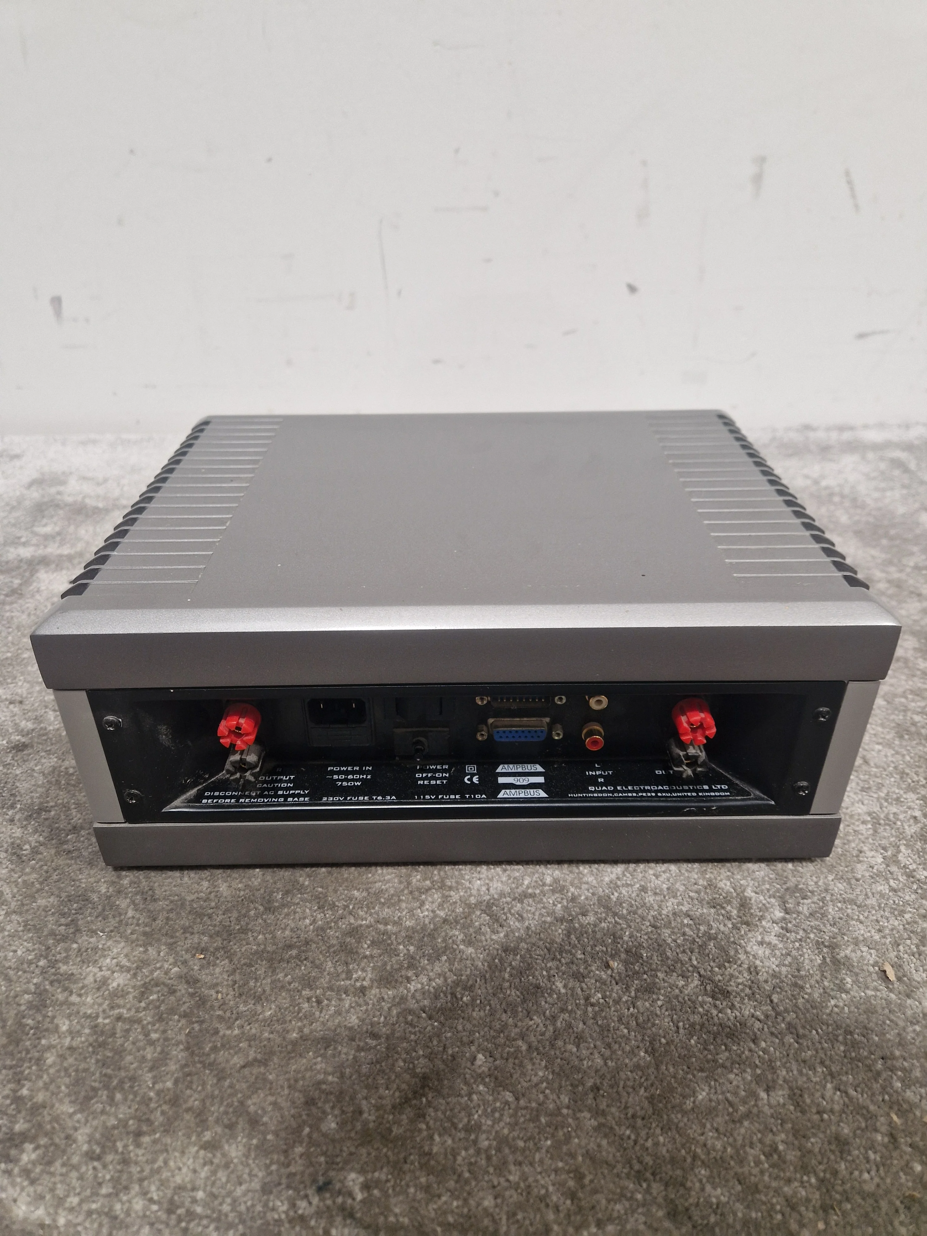 Quad 909 - Power Amplifier - Silver - Good - Image 8