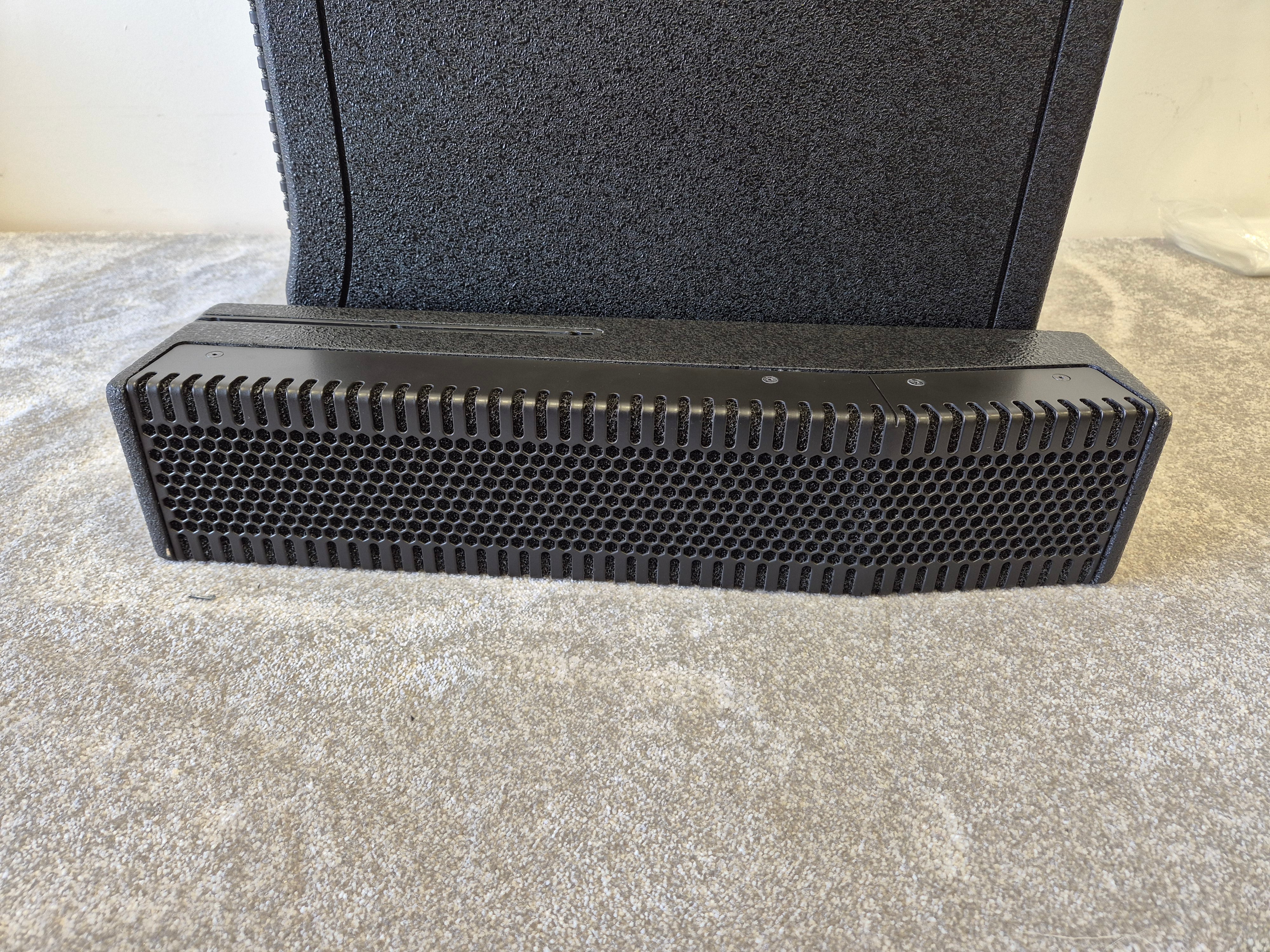 RCF EVOX 8 Active Two-Way Array - Portable Sound System w/ Cover Case - Image 8