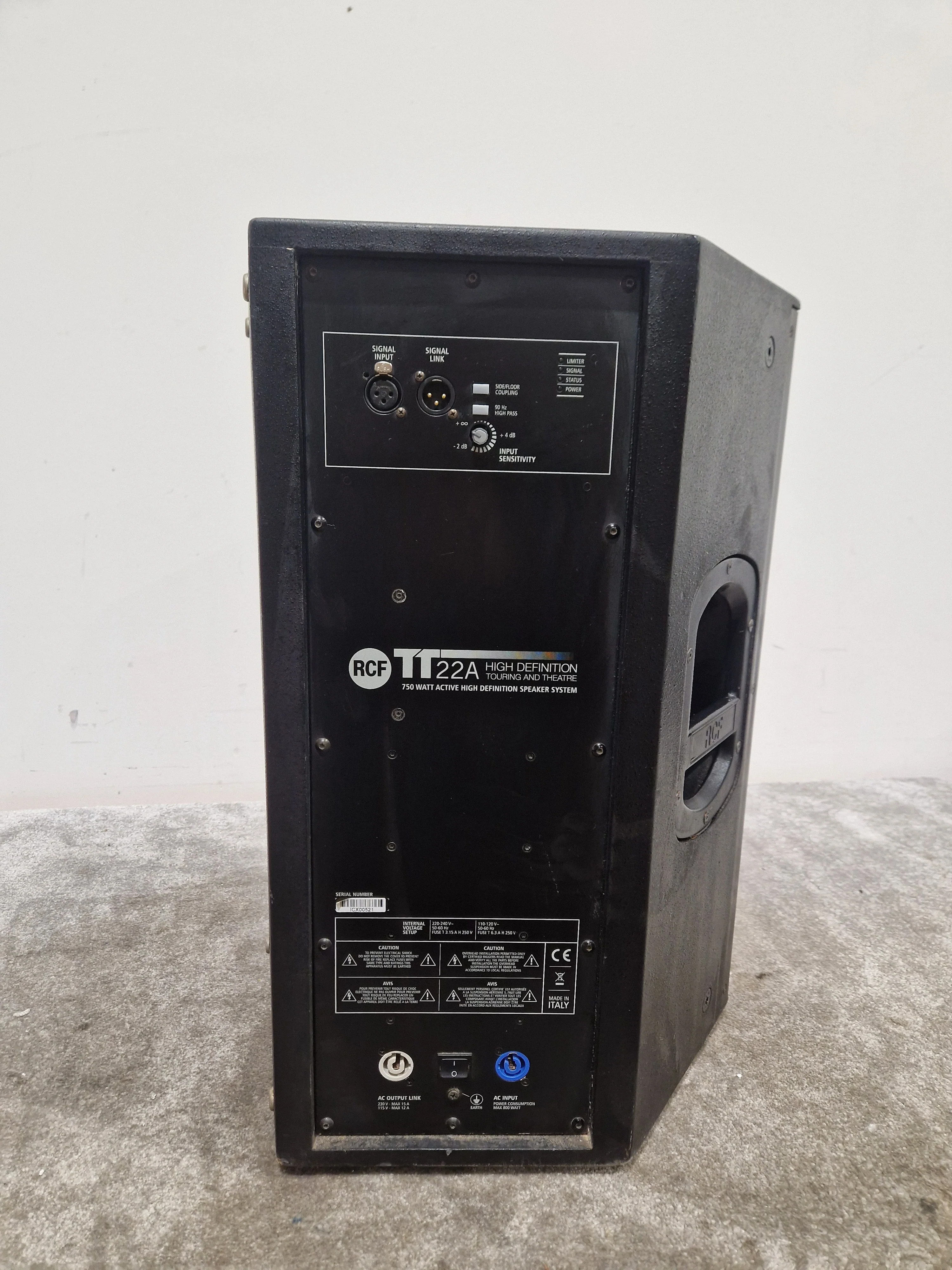 RCF TT22A - Active Speaker - Black - Excellent w/ Soft Case - Image 13