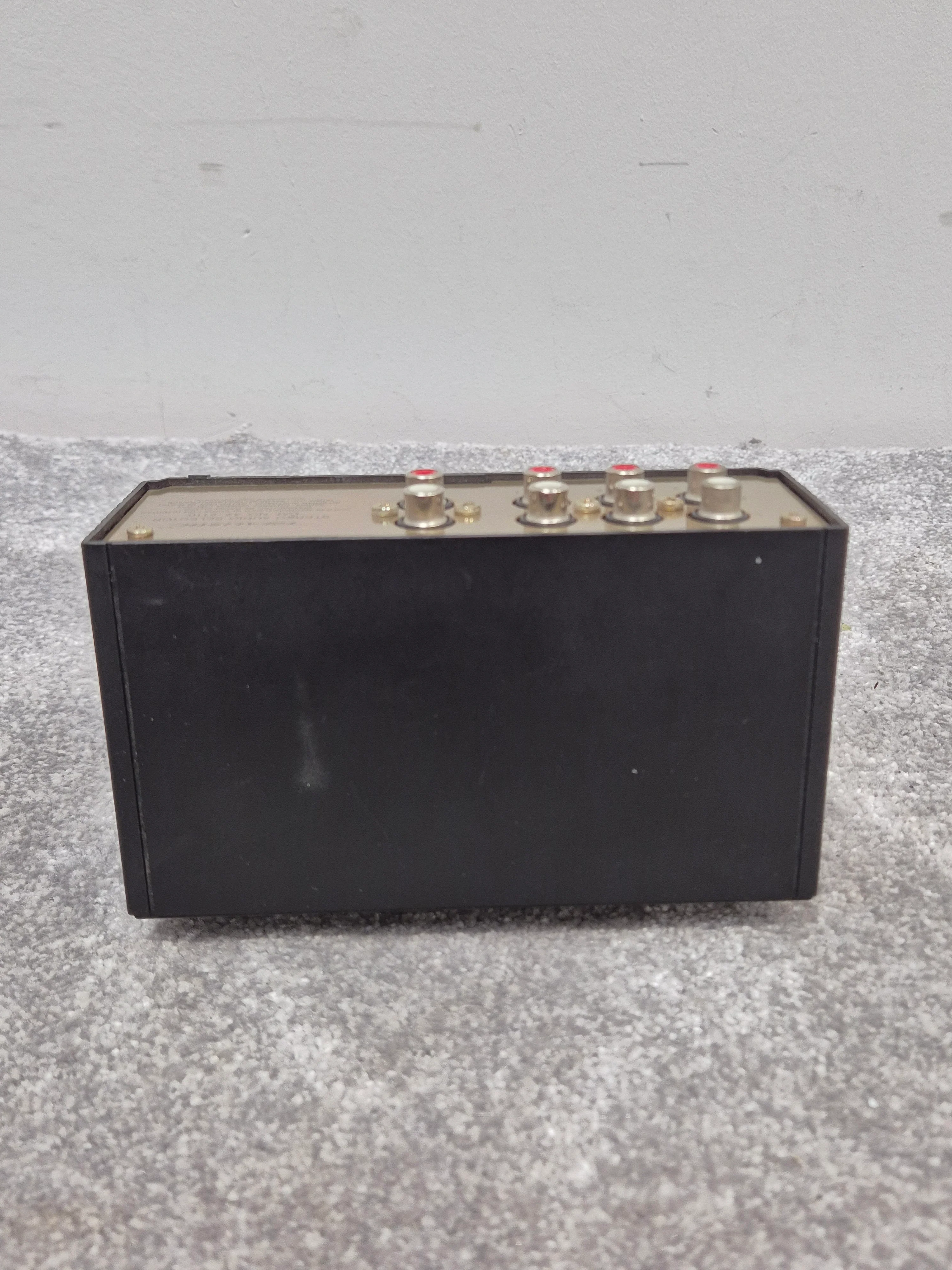 Realistic Stereo Audio Selector - Digital-to-Analog Converter - Excellent - Image 6