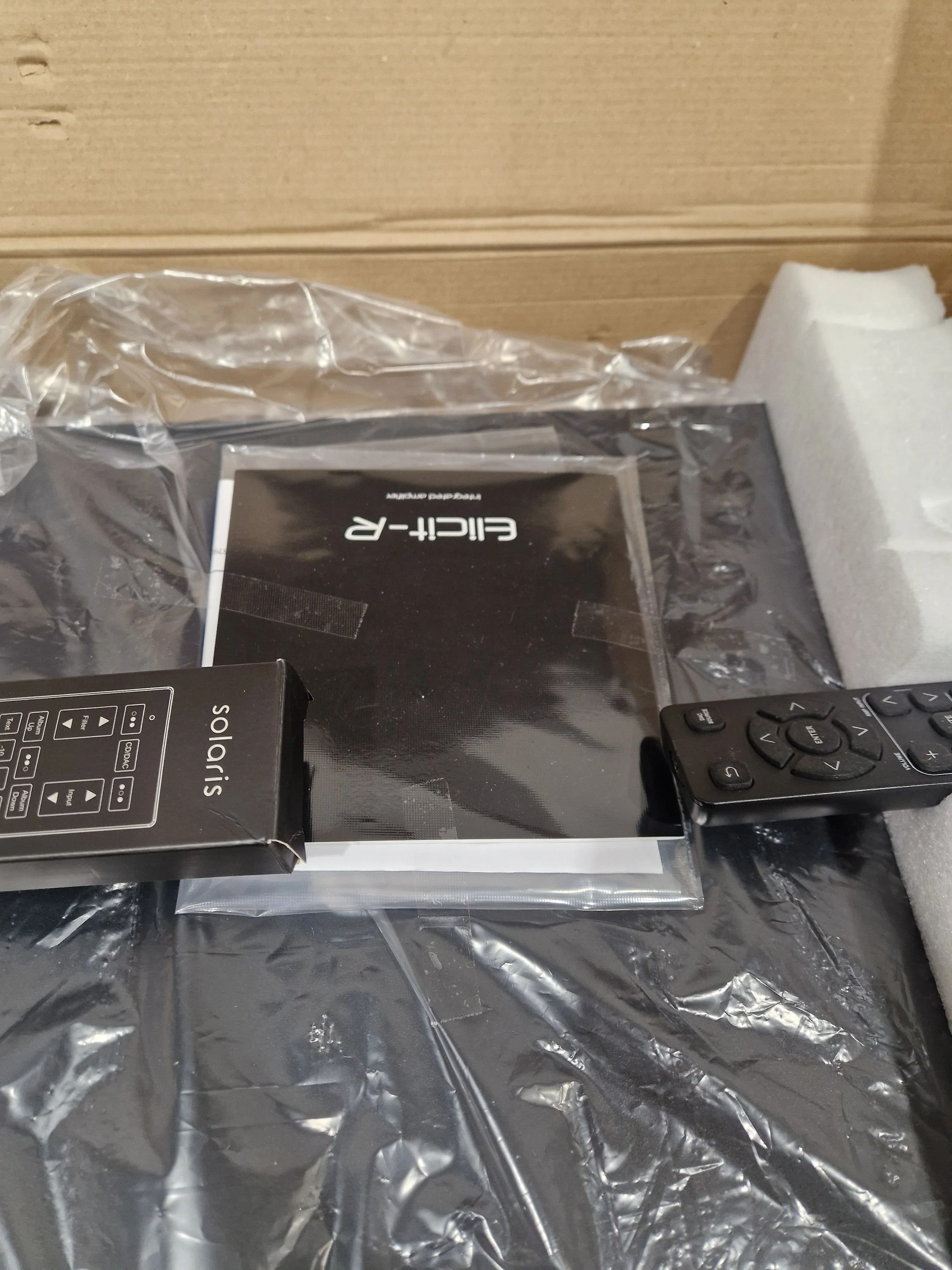 Rega Elicit-R - Integrated Amplifier - Black - Like New - Image 7