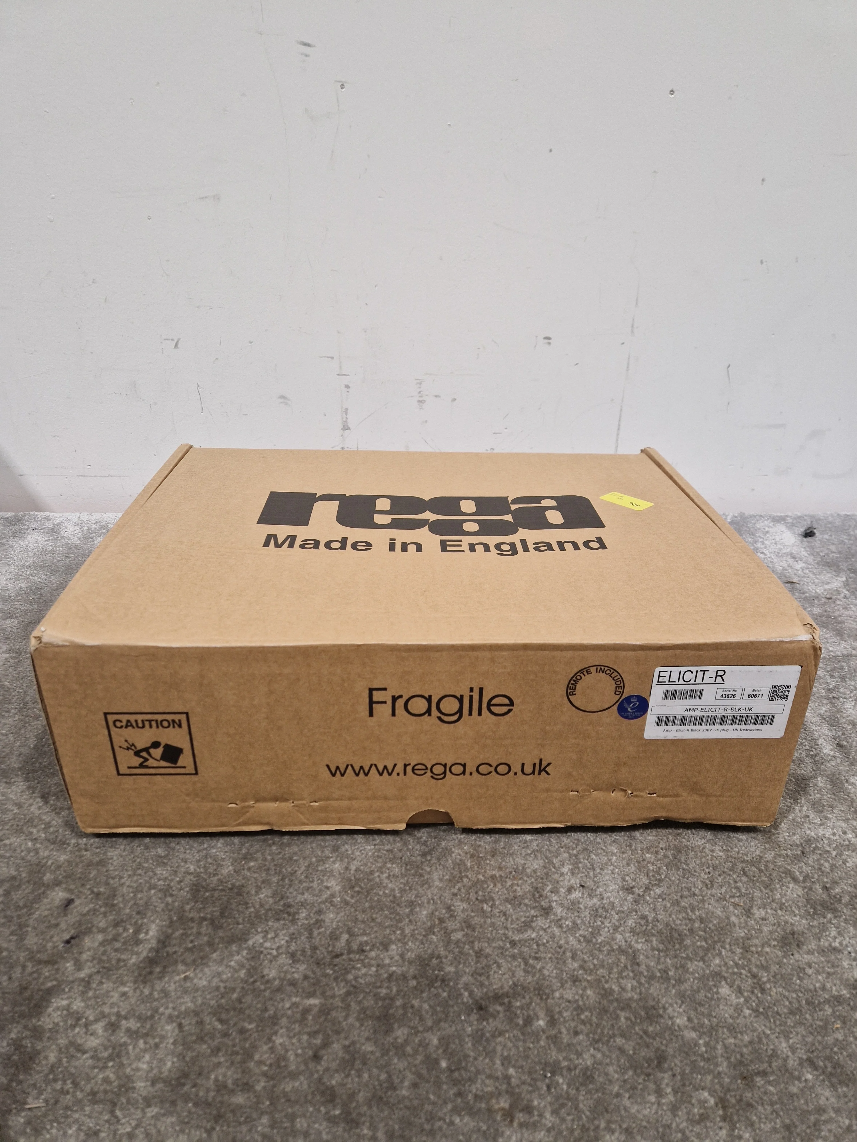Rega Elicit-R - Integrated Amplifier - Black - Like New - Image 8