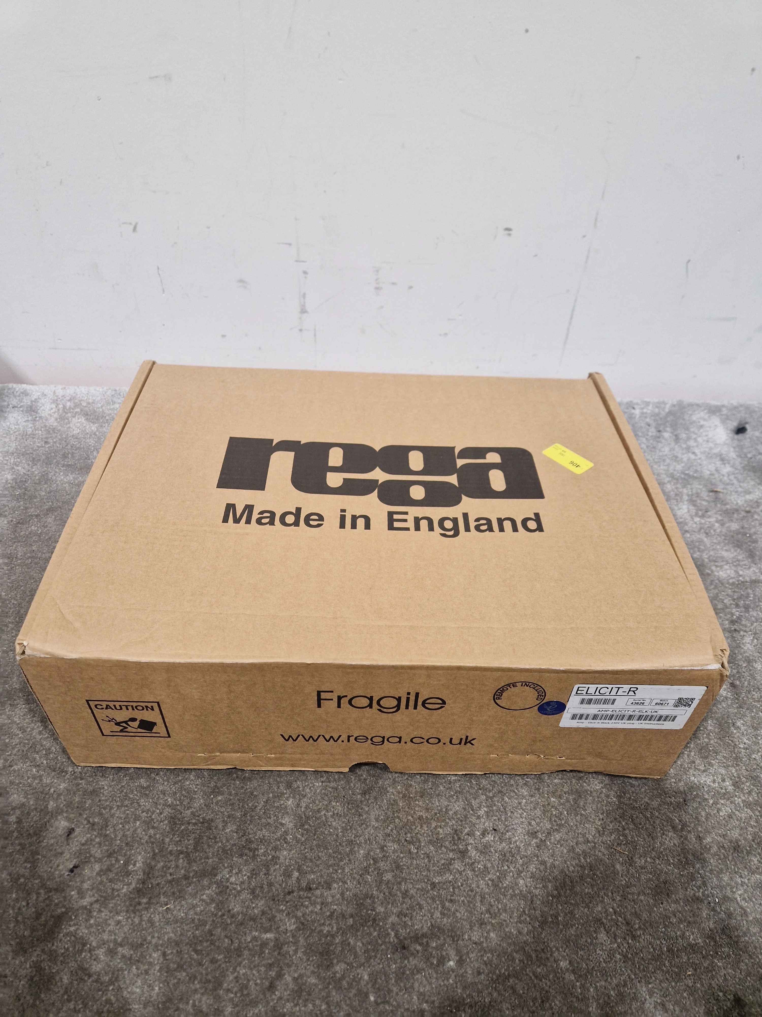 Rega Elicit-R - Integrated Amplifier - Black - Like New - Image 9