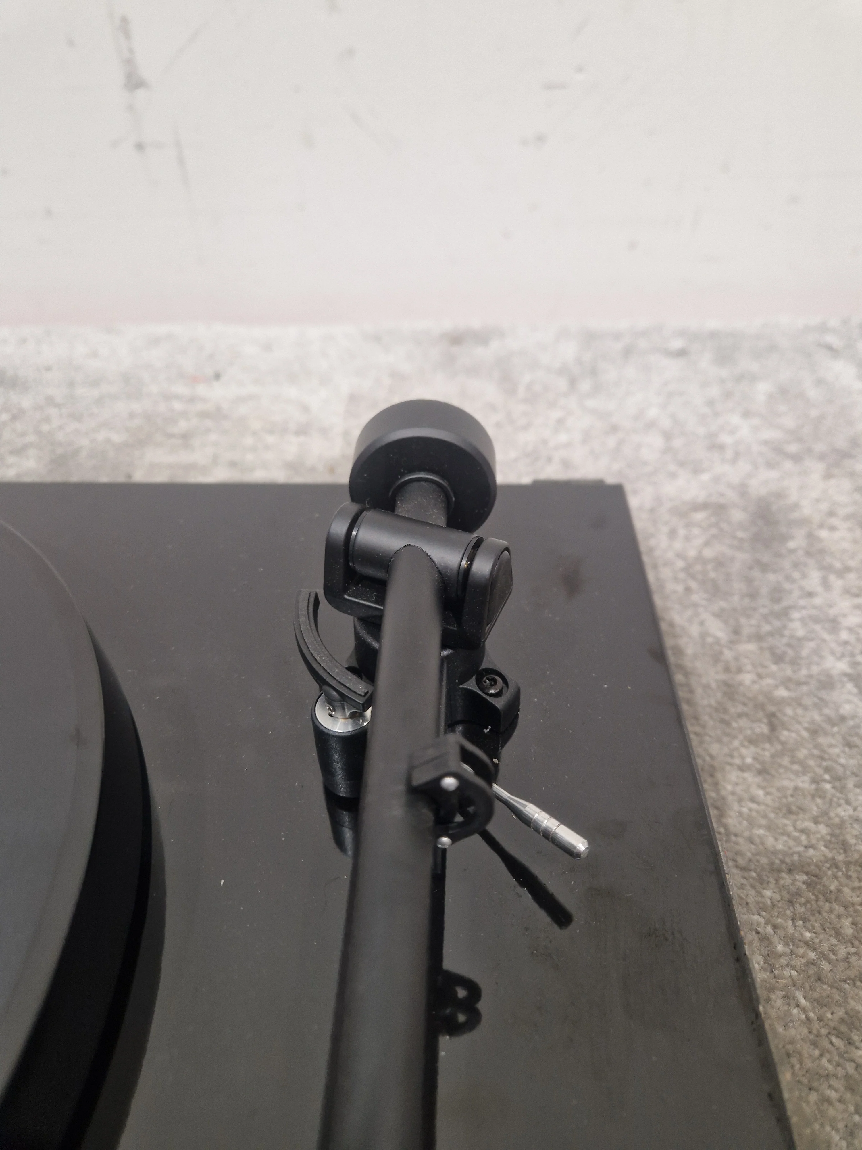 Rega Planar 1 Turntable - Belt Drive - Fair w/ Power Supply - Image 2