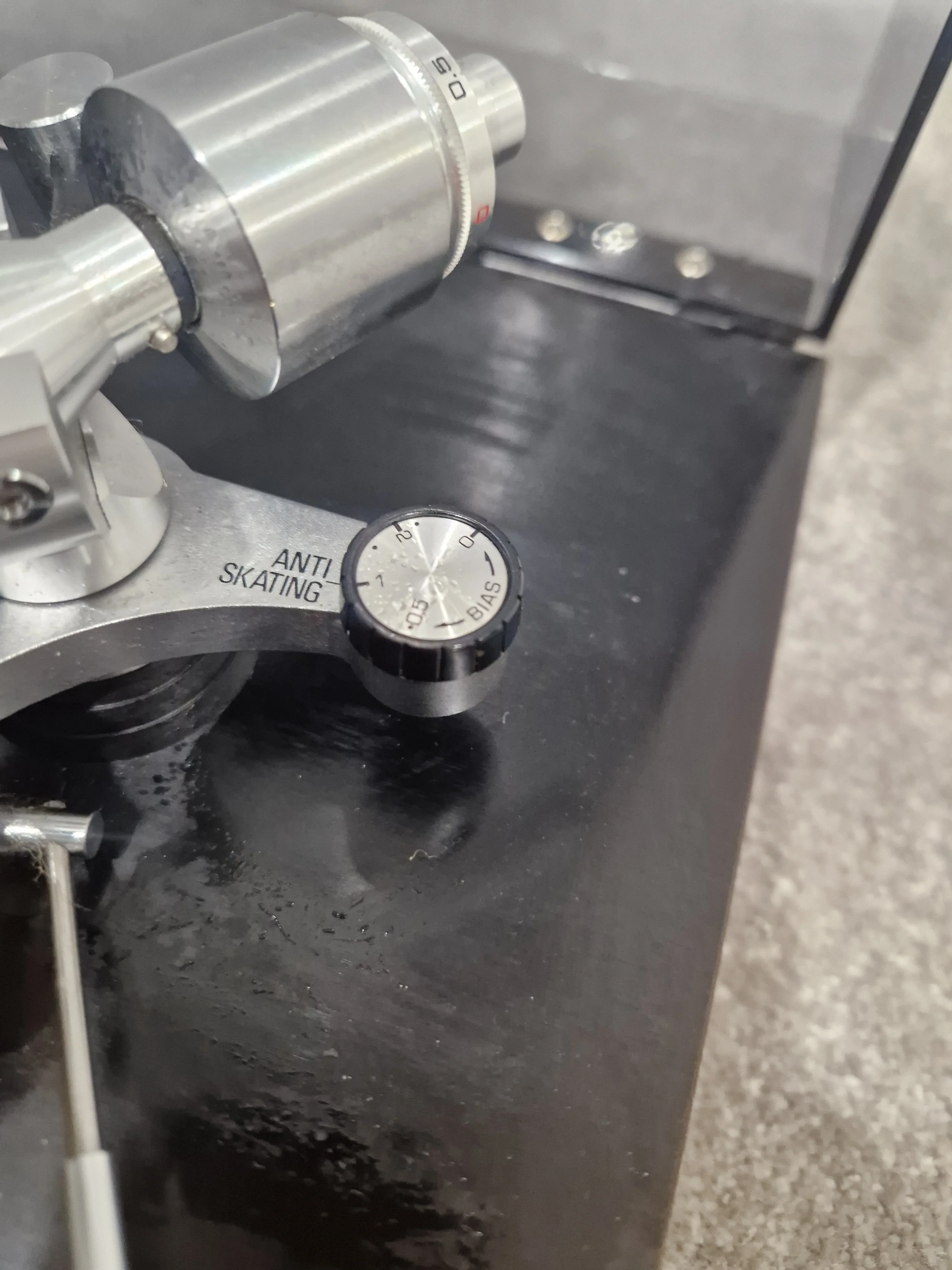 Rega Planar 3 - Turntable - Black - Spares or Repair - Image 5
