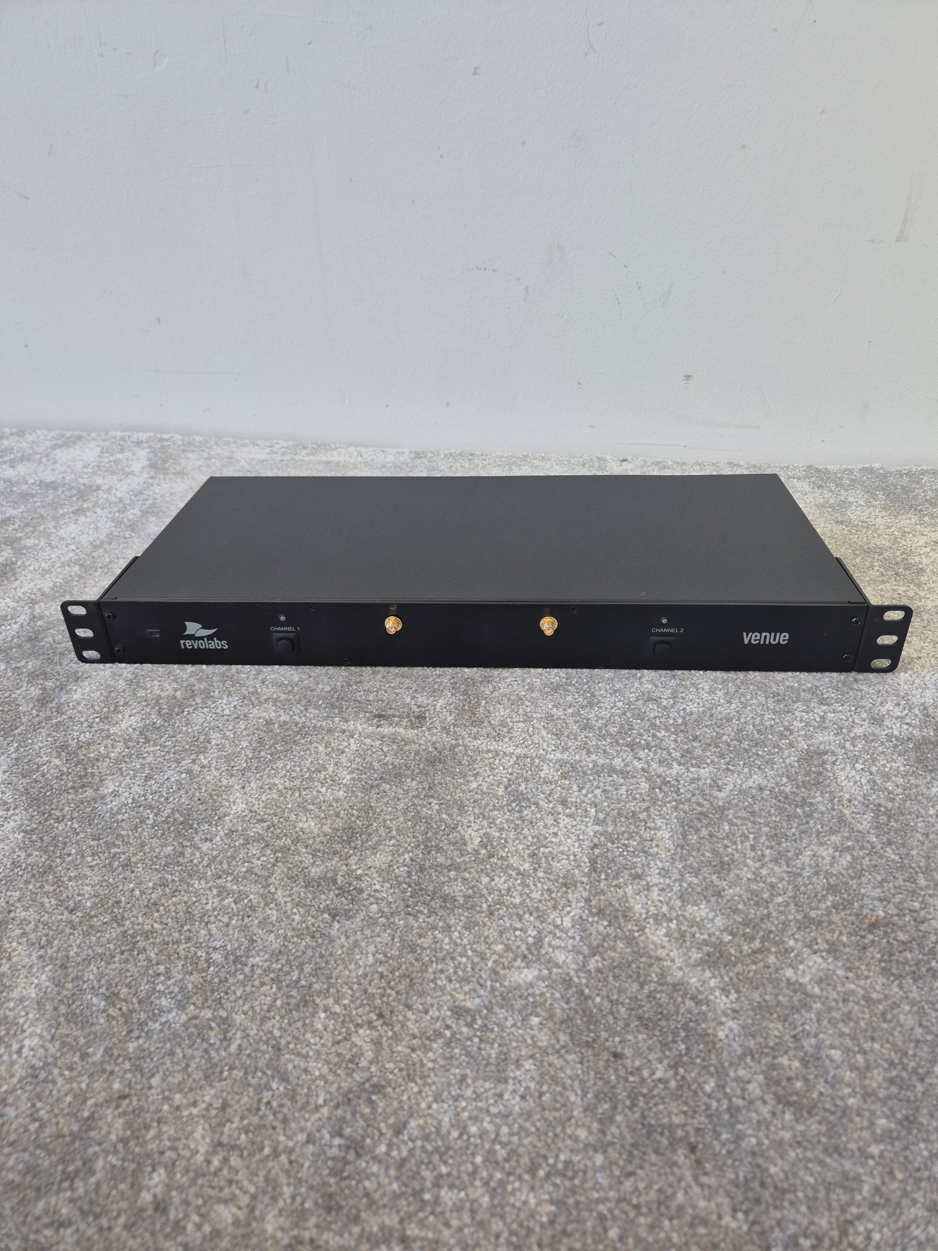 Revolabs HD Venue - Wireless Microphone System – Excellent - Image 8