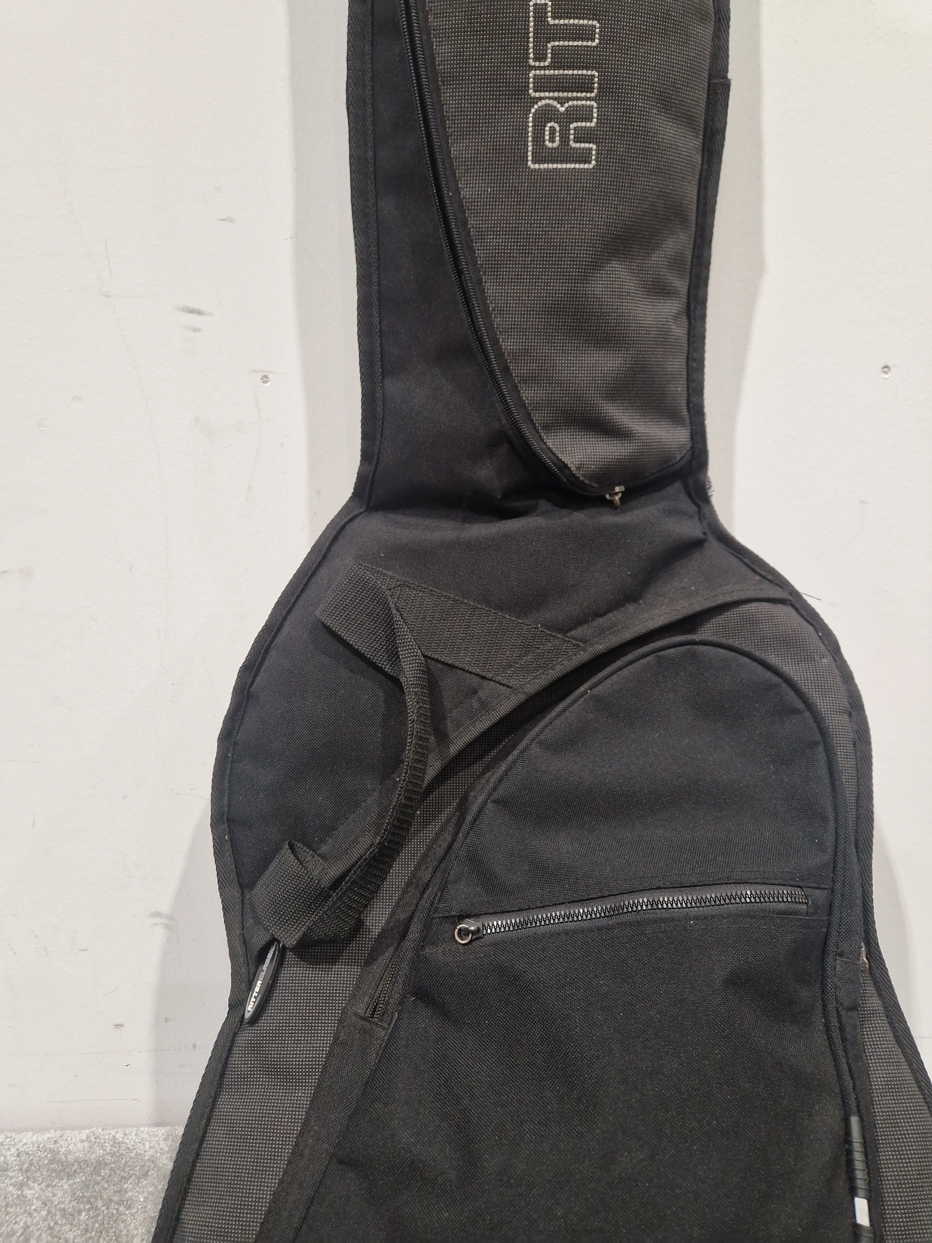 Ritter Guitar Soft Case - Durable Lightweight Design - Excellent - Image 4