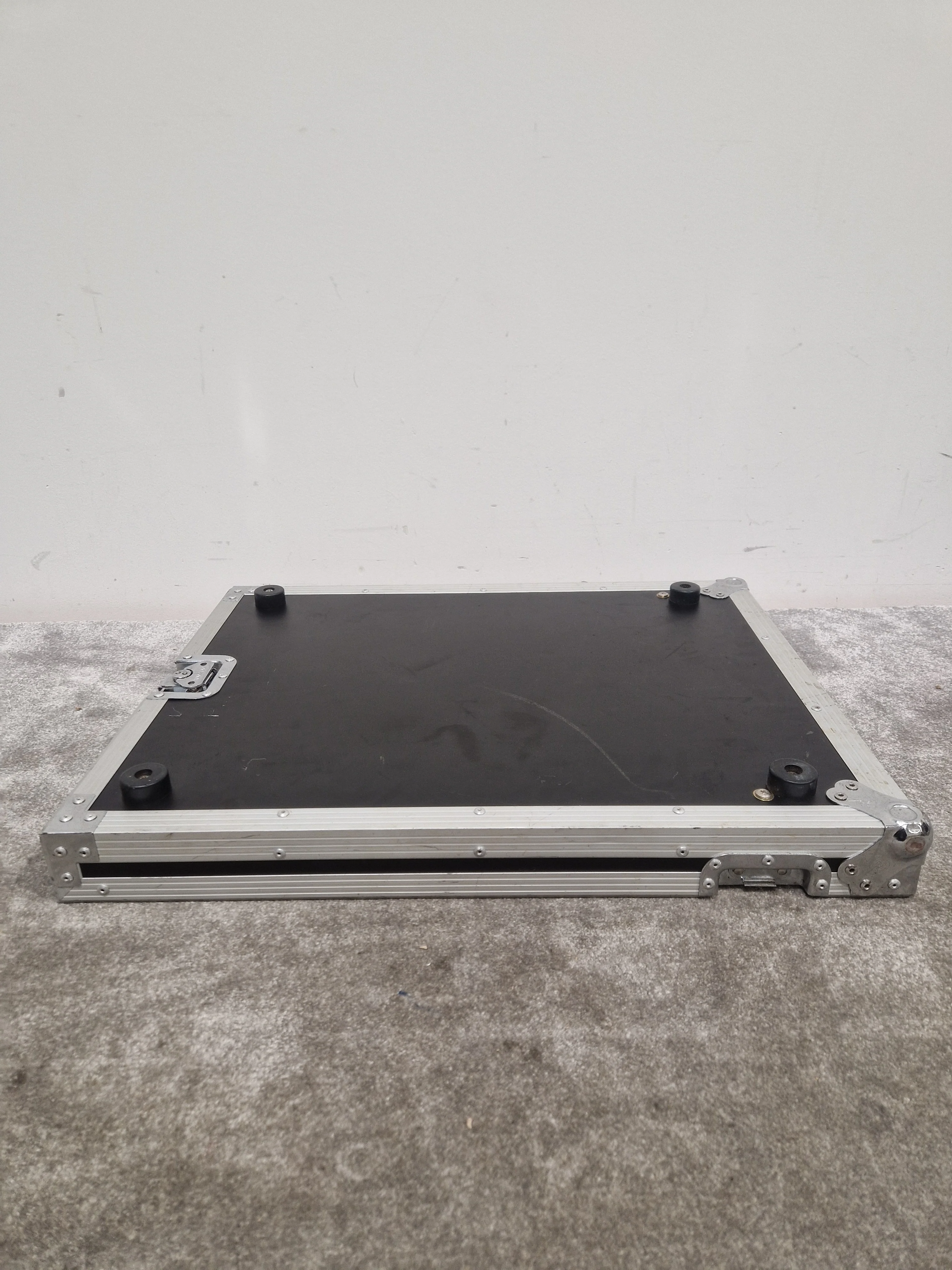 Road Ready Flight Case - Durable Road Protection - Very Good - Image 6