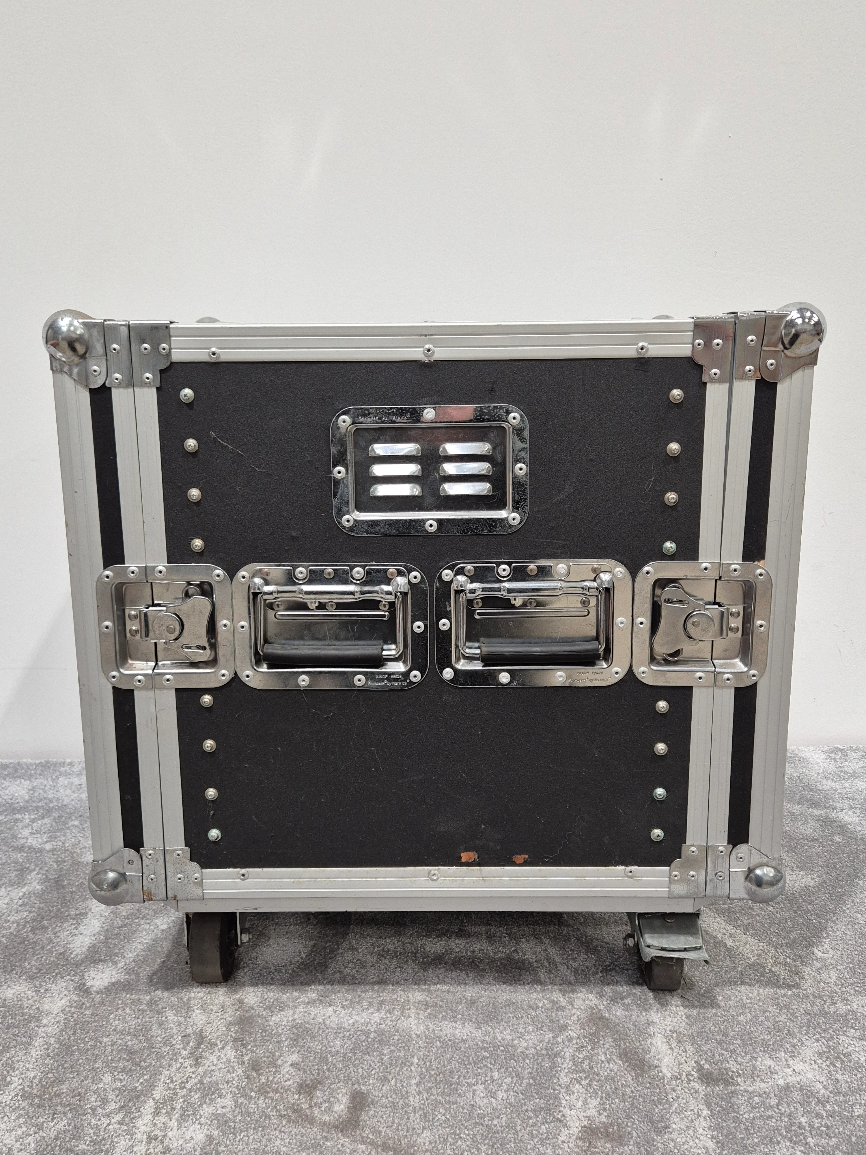 Rockcase by Warwick 10u Rack Flight Case on Wheels - Image 5
