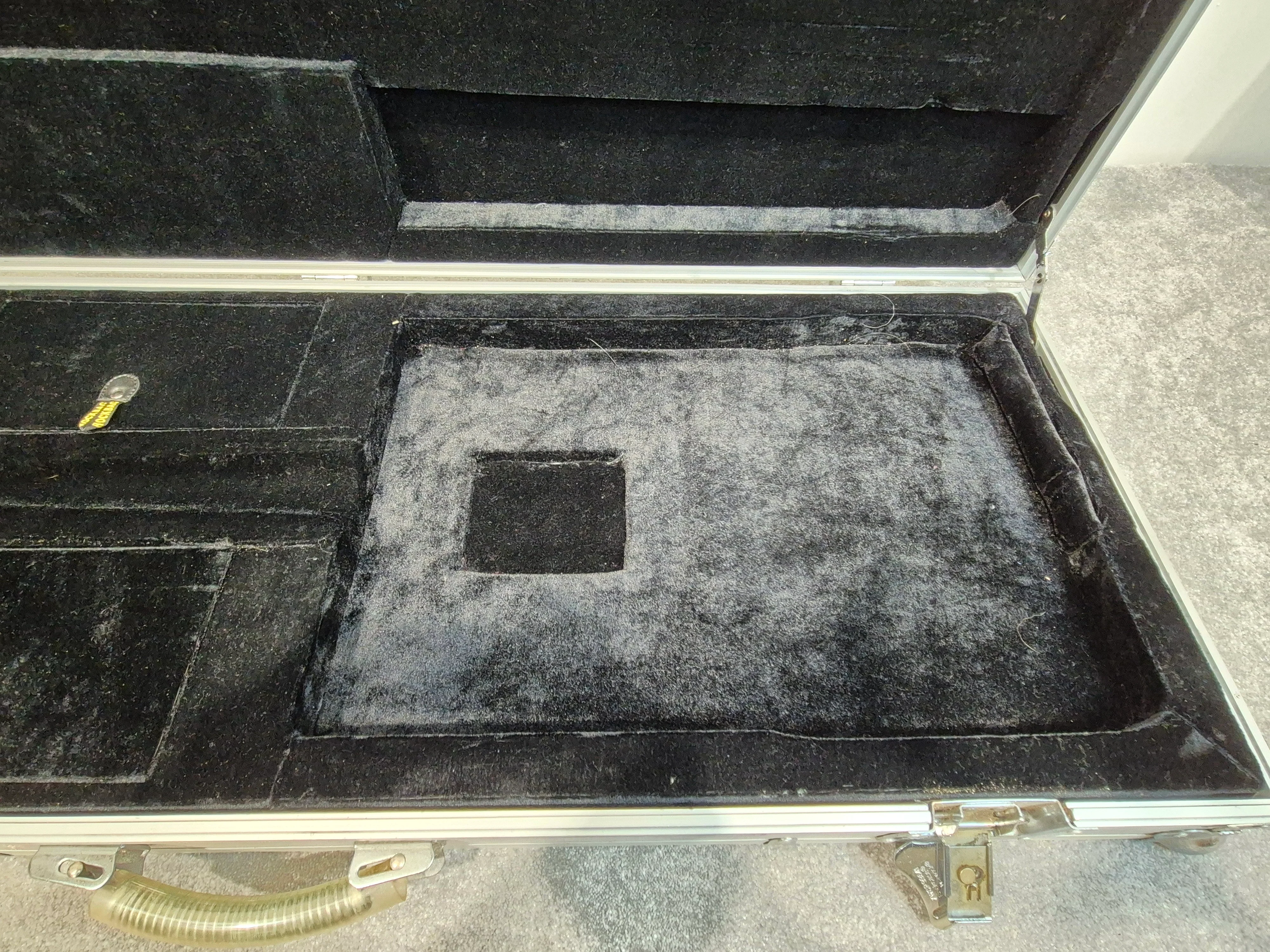 Rockcase by Warwick XWCP 99641 - Aluminum Flight Case - Image 4
