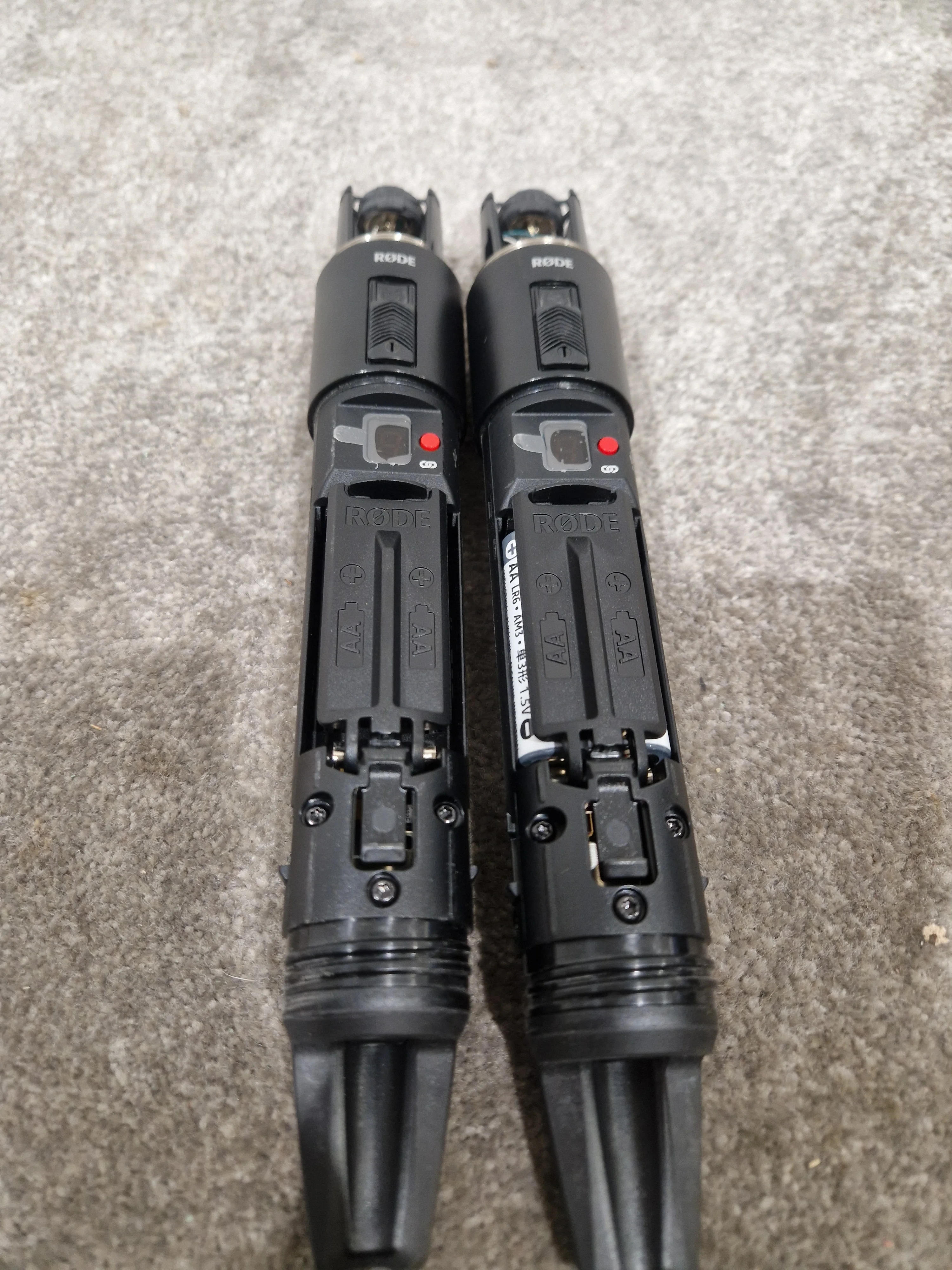 Rode Link TX-M2 Microphone Pair - Wireless Digital System - Excellent w/ Battery Packs & Recharge Hub - Image 13