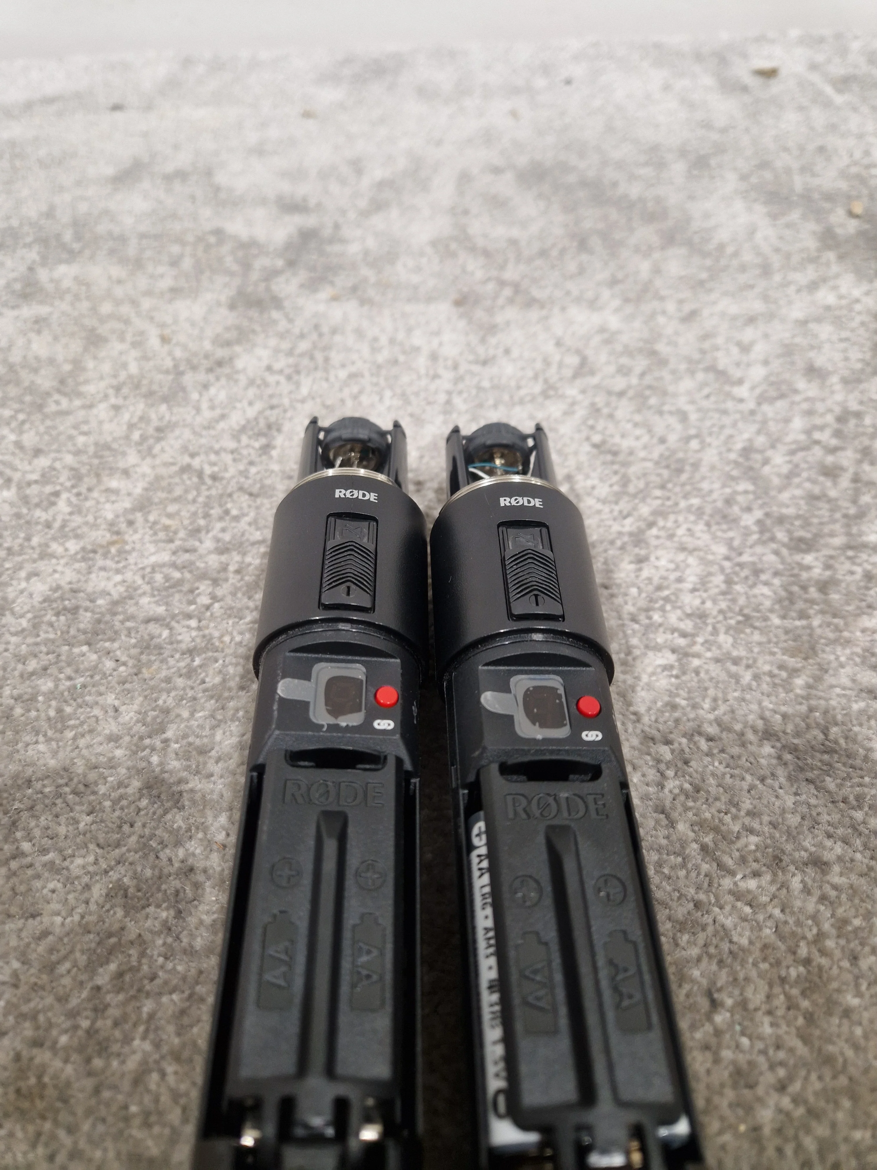 Rode Link TX-M2 Microphone Pair - Wireless Digital System - Excellent w/ Battery Packs & Recharge Hub - Image 7