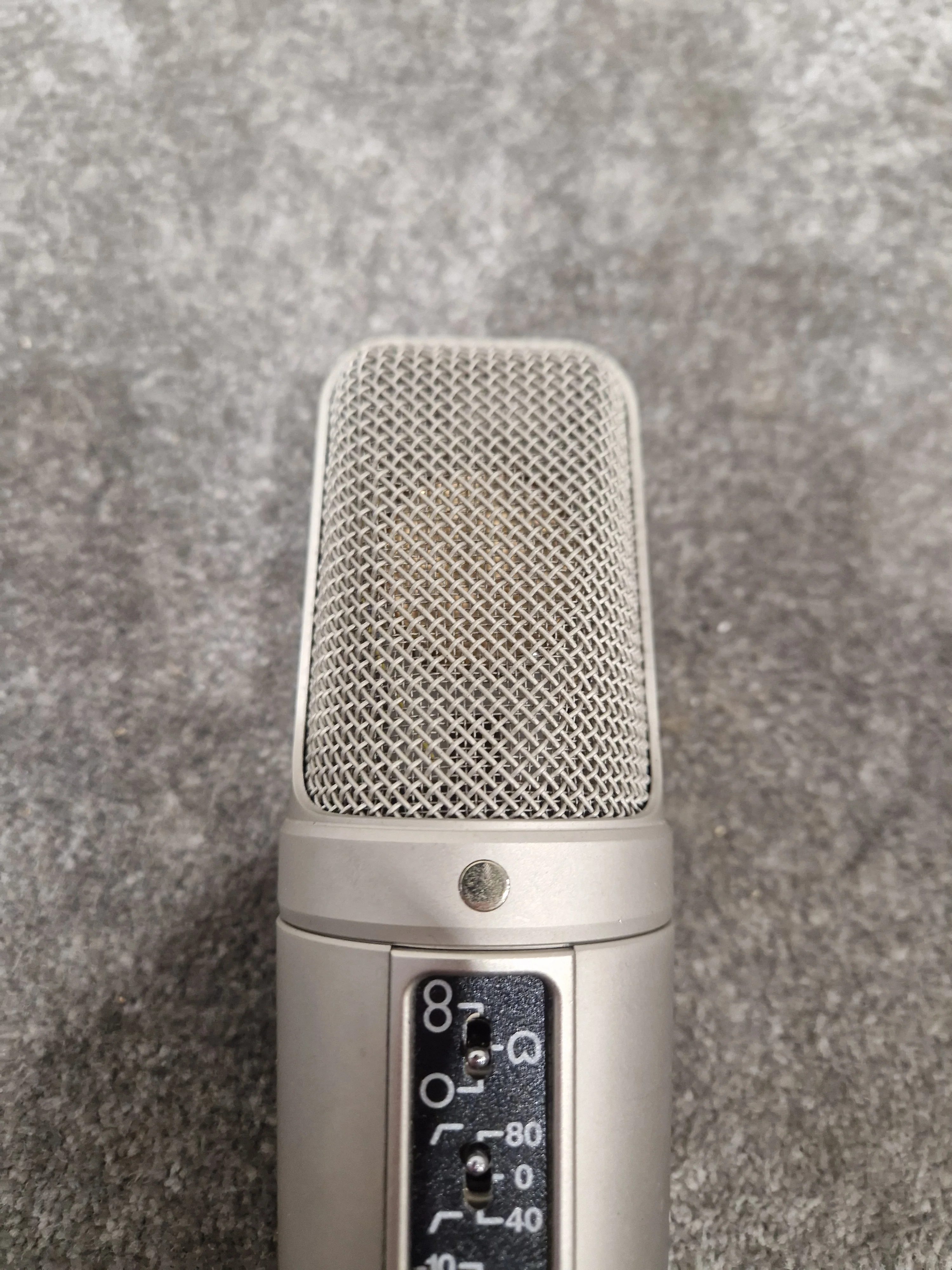 Rode NT2-a Studio Condenser Microphone - Multi-Pattern, Large Diaphragm - Very Good w/ Soft Case & Mic holder - Image 3