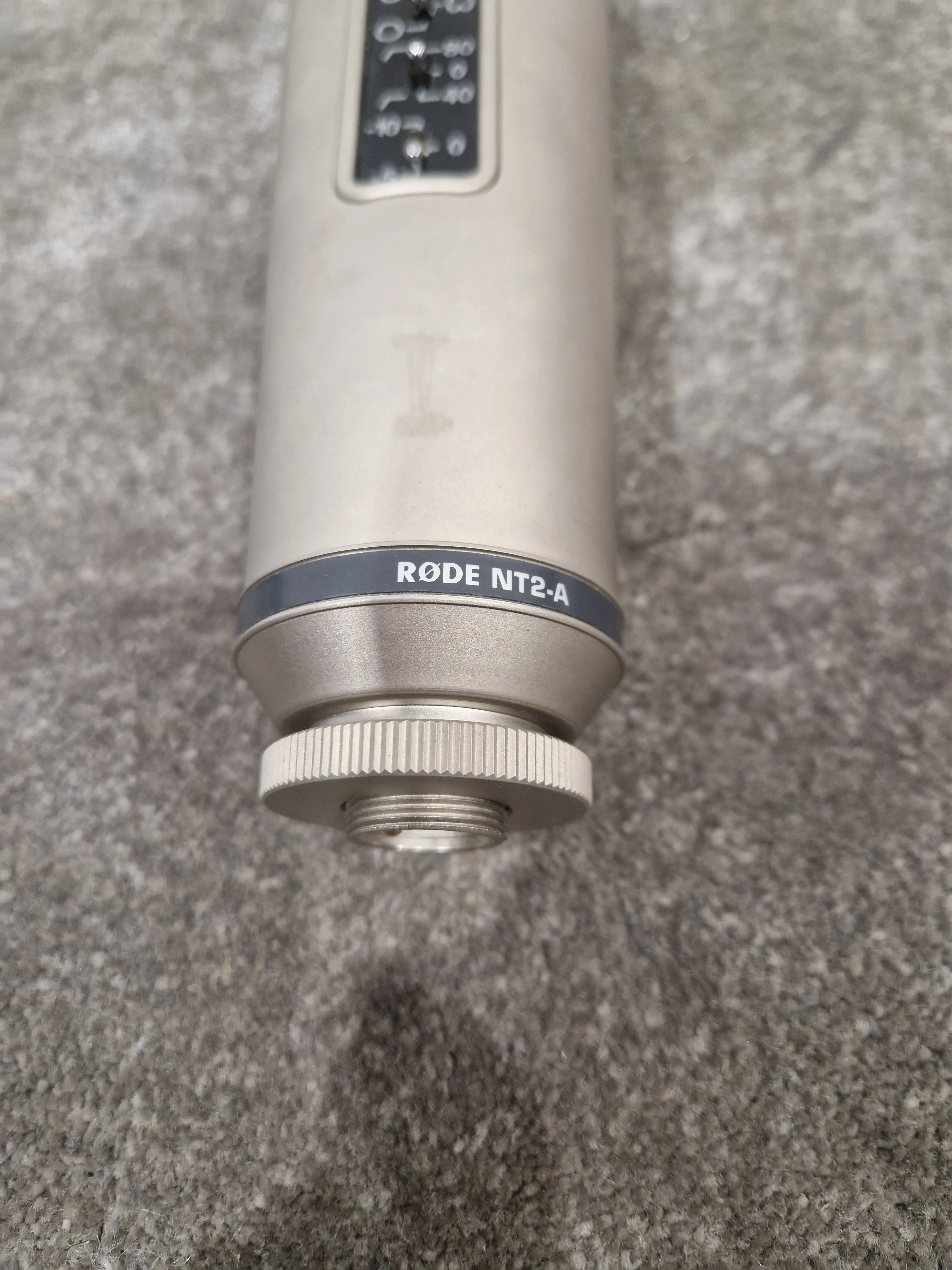 Rode NT2-a Studio Condenser Microphone - Multi-Pattern, Large Diaphragm - Very Good w/ Soft Case & Mic holder - Image 6