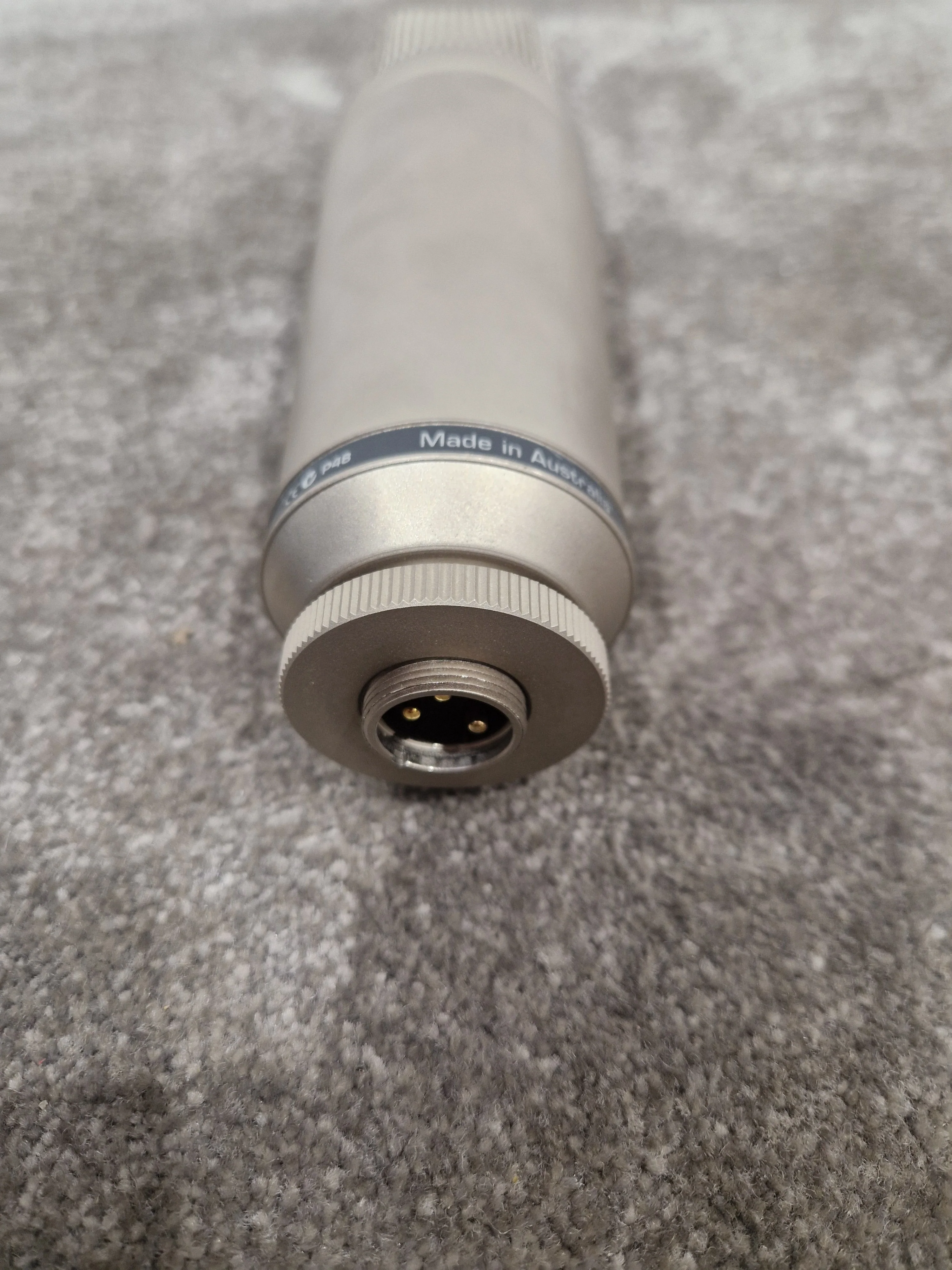 Rode NT2-a Studio Condenser Microphone - Multi-Pattern, Large Diaphragm - Very Good w/ Soft Case & Mic holder - Image 7