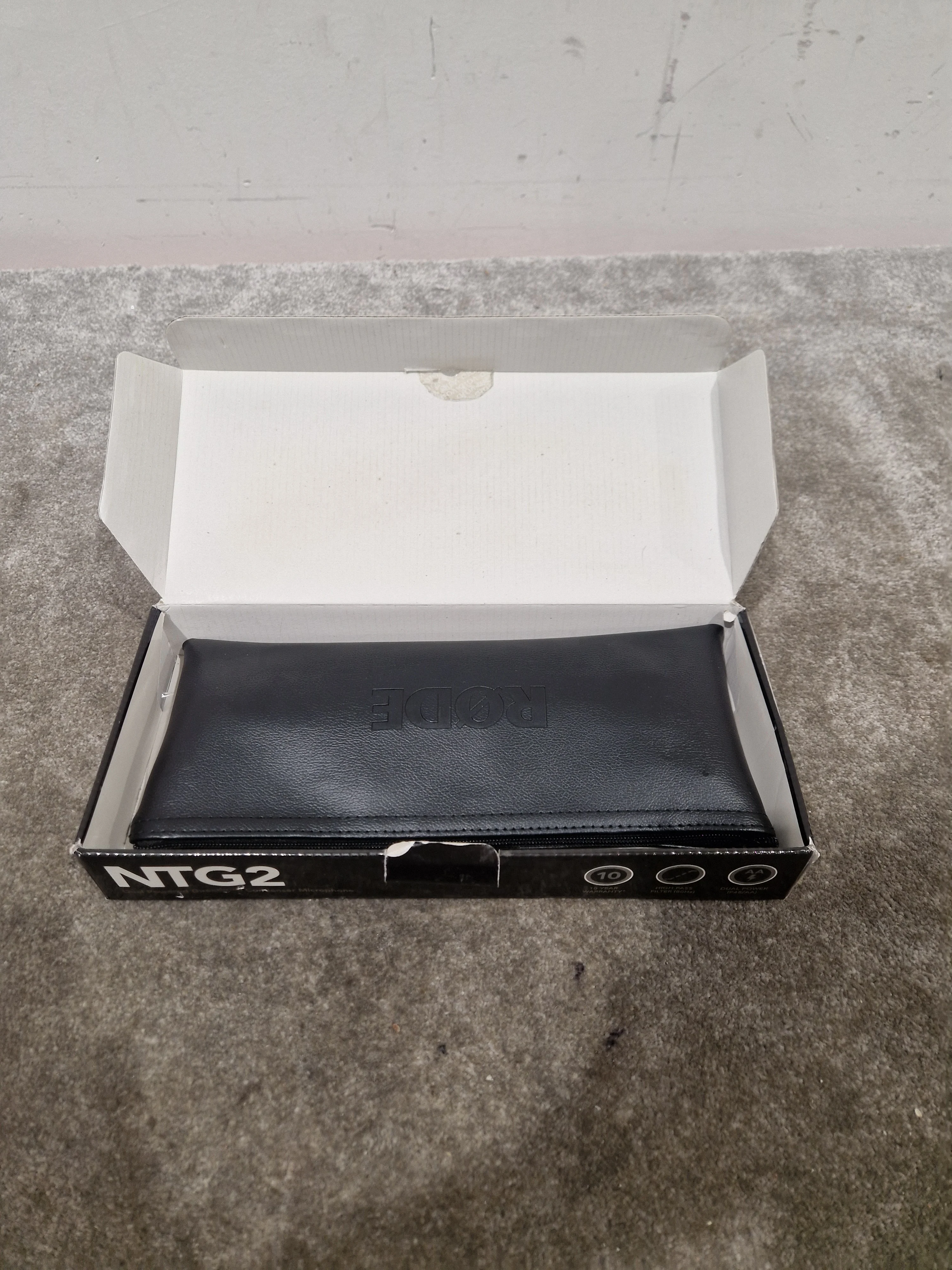 RØDE NTG2 - Shotgun Condenser Microphone - Excellent w/ Soft Case, Original Box & Manuals - Image 9