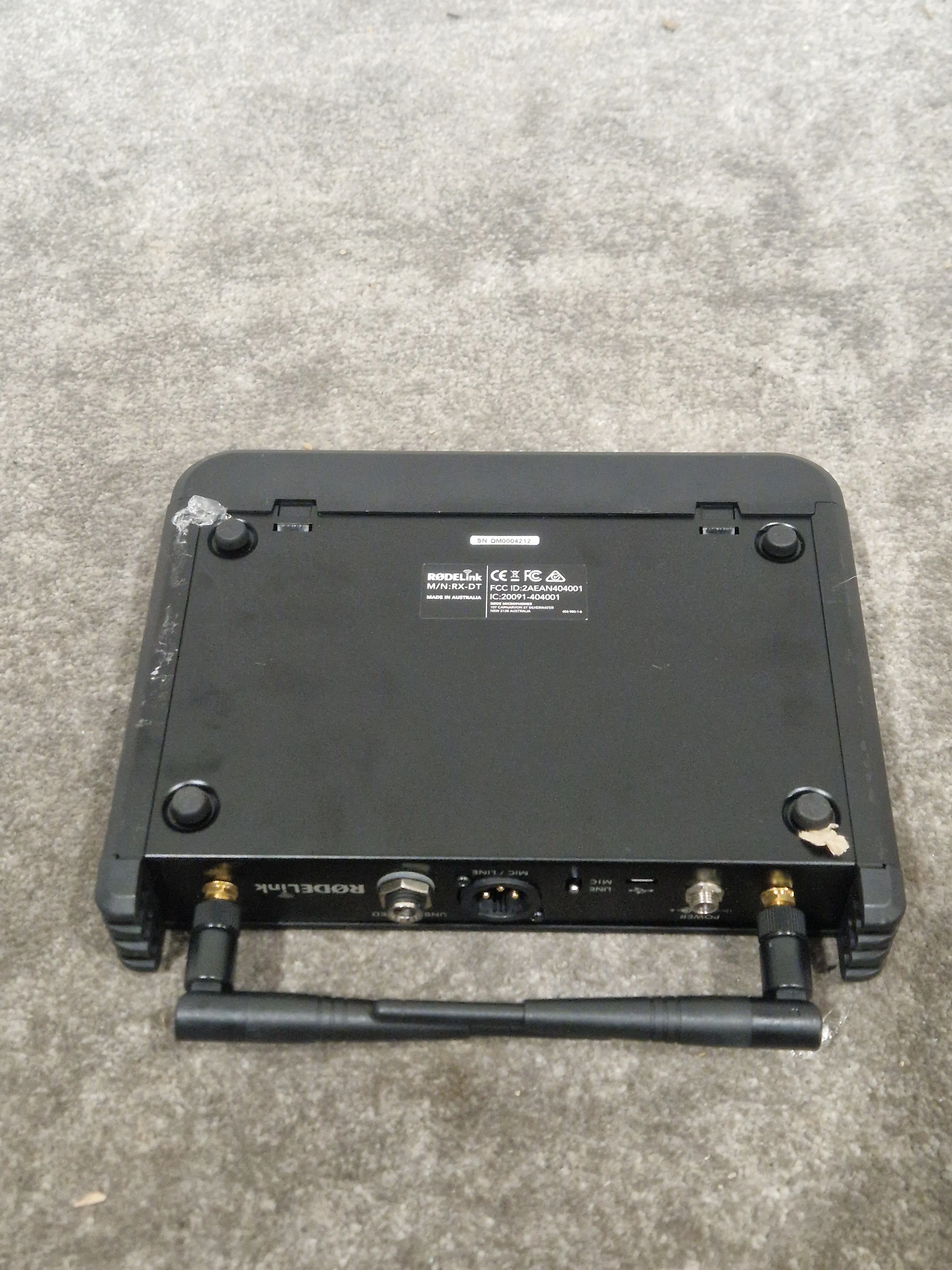 Rodelink RX-DT Transmitter - Professional Audio Transmitter - Good w/ Power Supply - Image 11