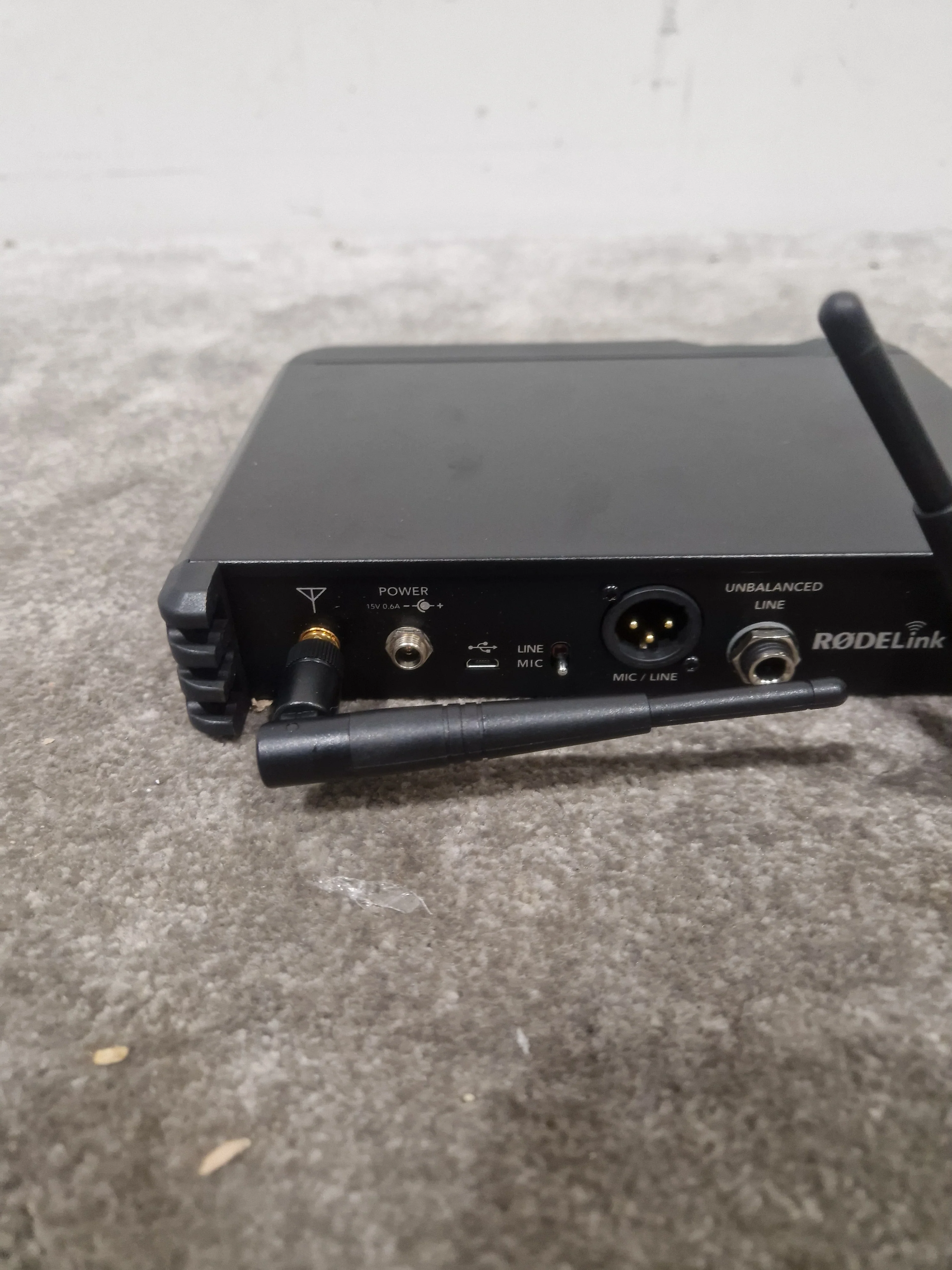 Rodelink RX-DT Transmitter - Wireless Audio System - Excellent w/ Power Supply & Antennae - Image 5