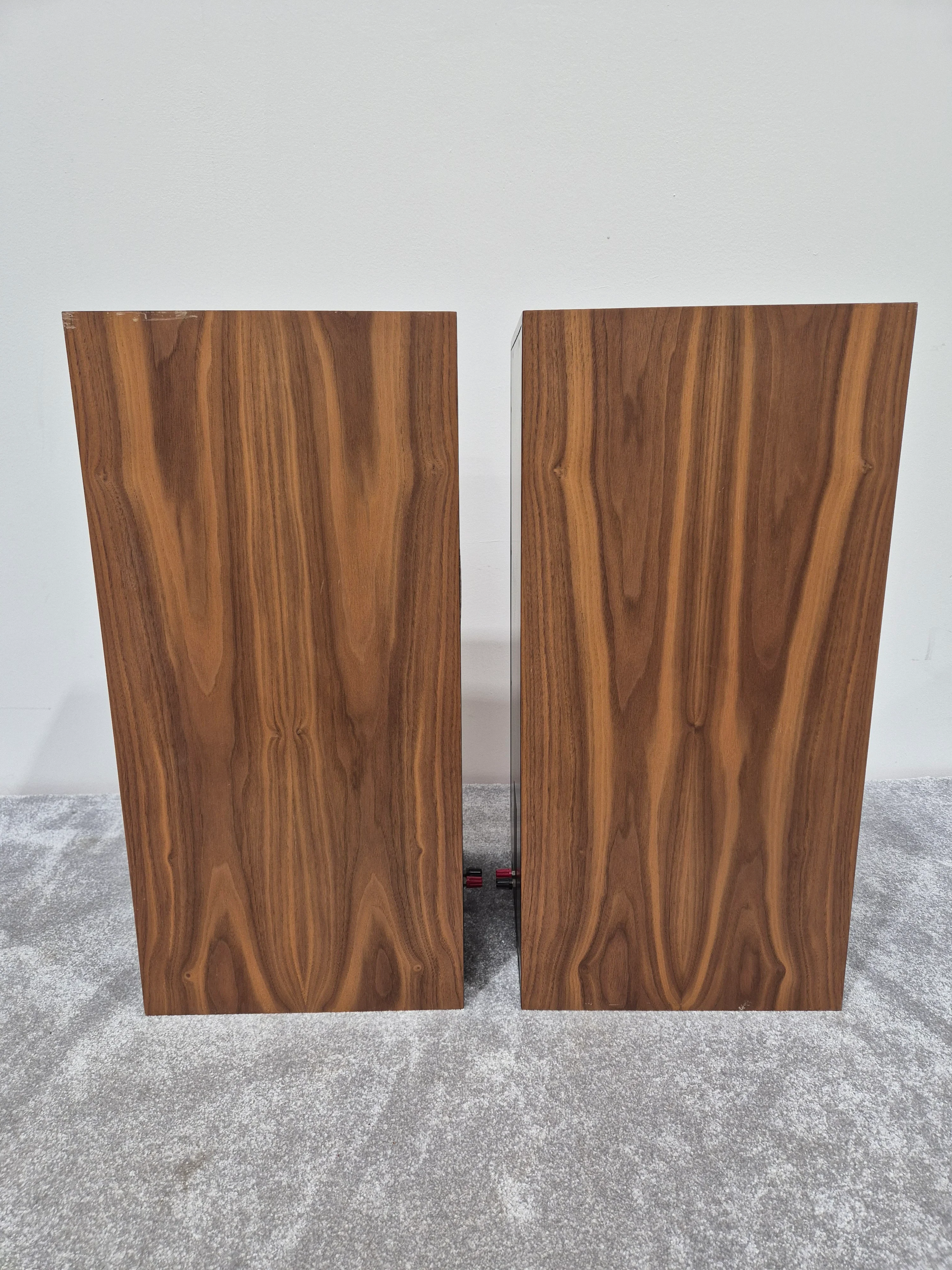 Rogers Studio 1 - Pair of 300-watts Passive Bookshelf Loudspeakers - Very Good - Image 2
