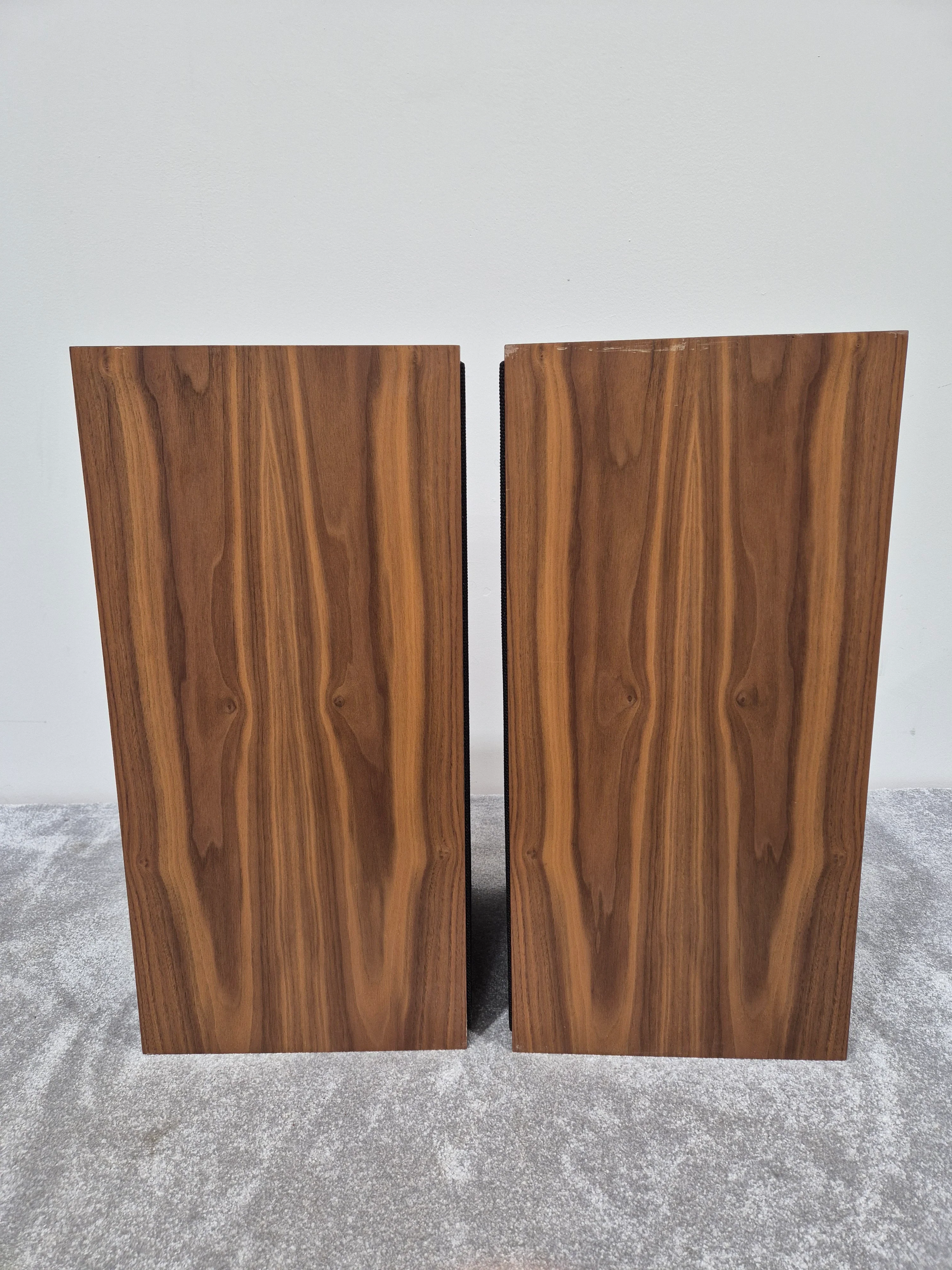 Rogers Studio 1 - Pair of 300-watts Passive Bookshelf Loudspeakers - Very Good - Image 6