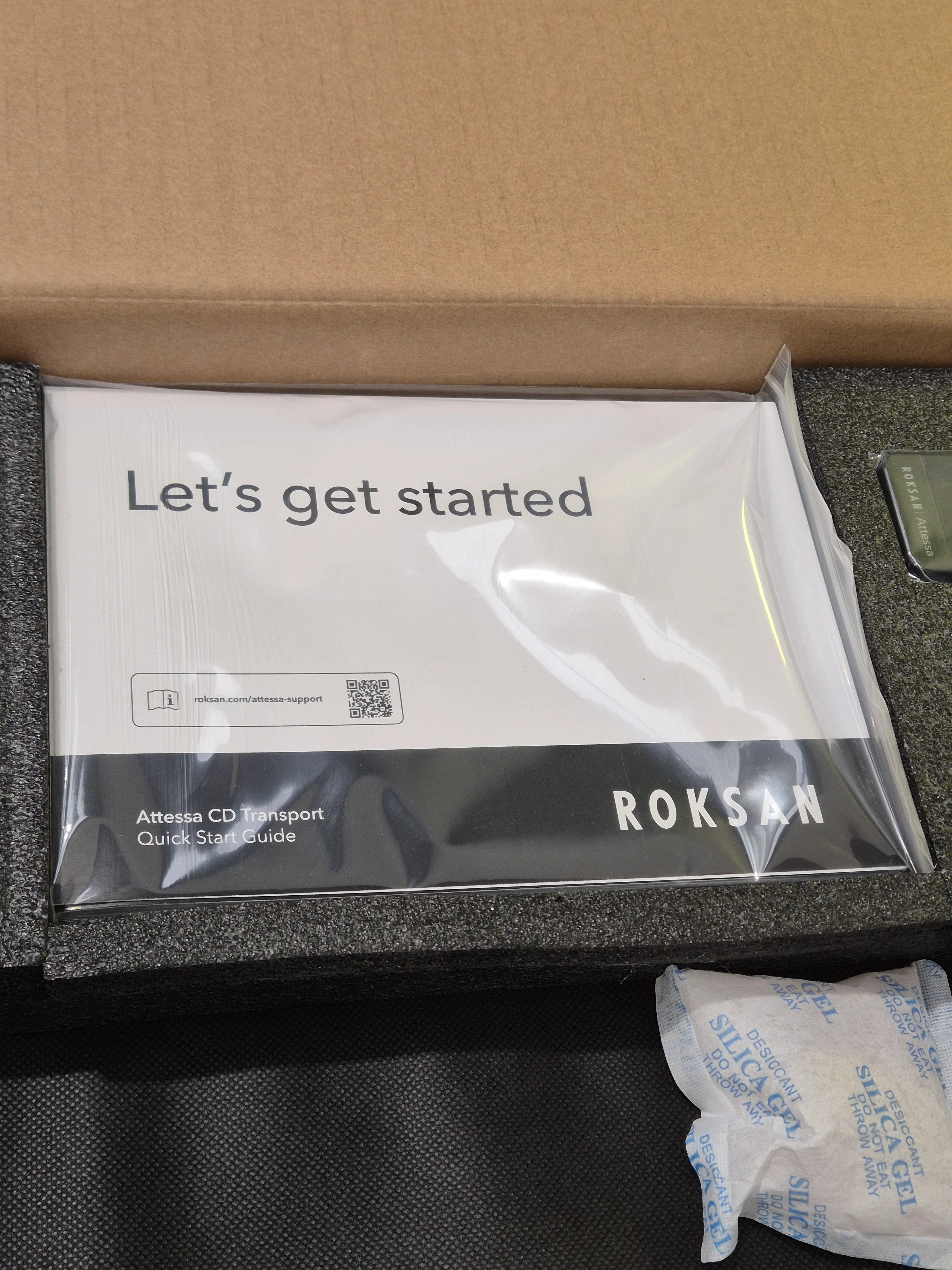 Roksan Attessa CD Transport - High-Quality Audio, Sleek Design - New Open Box - Image 4
