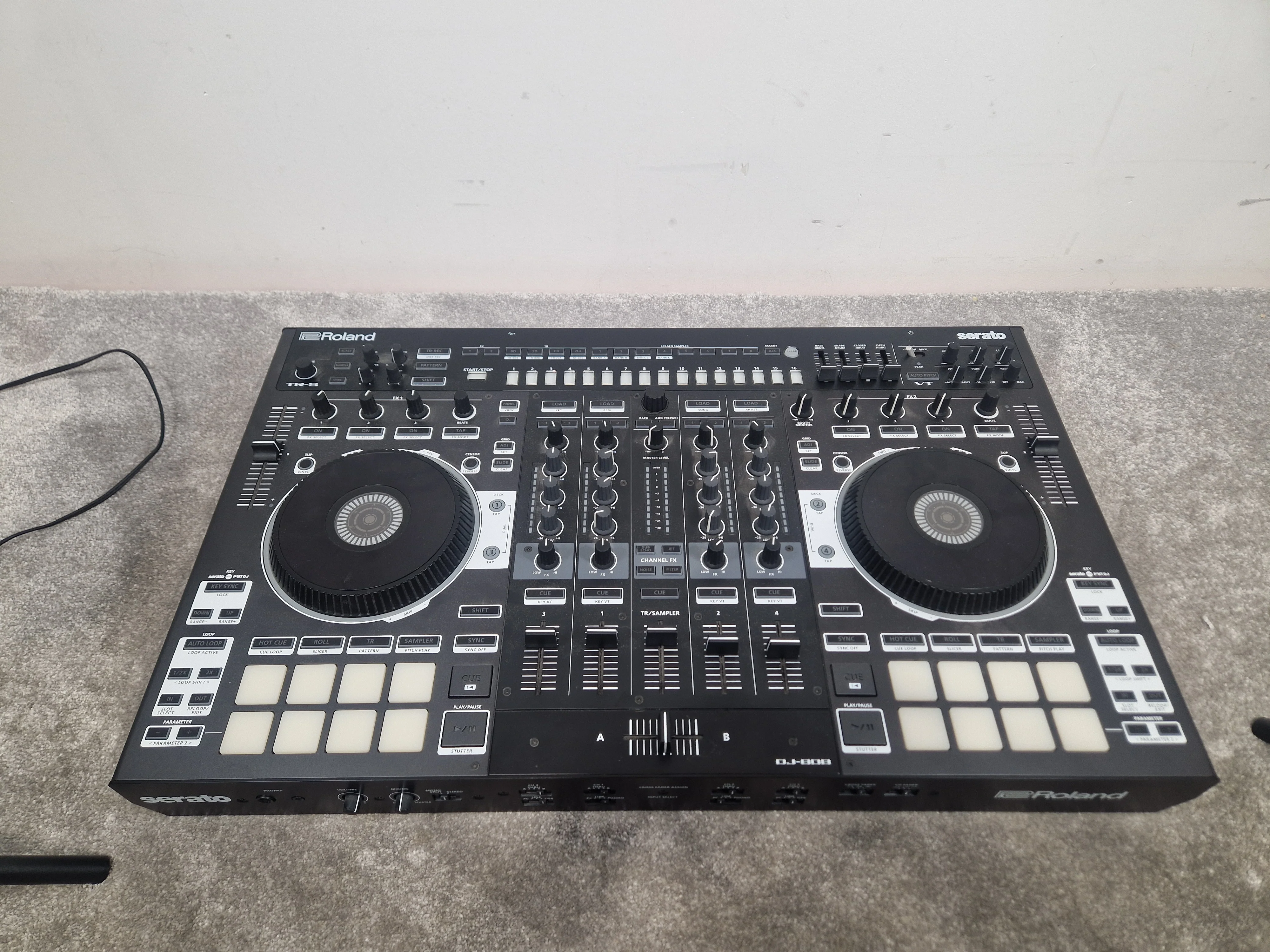 Roland 808 DJ - Iconic Drum Machine, Versatile Sequencer - Open Box New w/ Power Supply & Manuals - Image 2