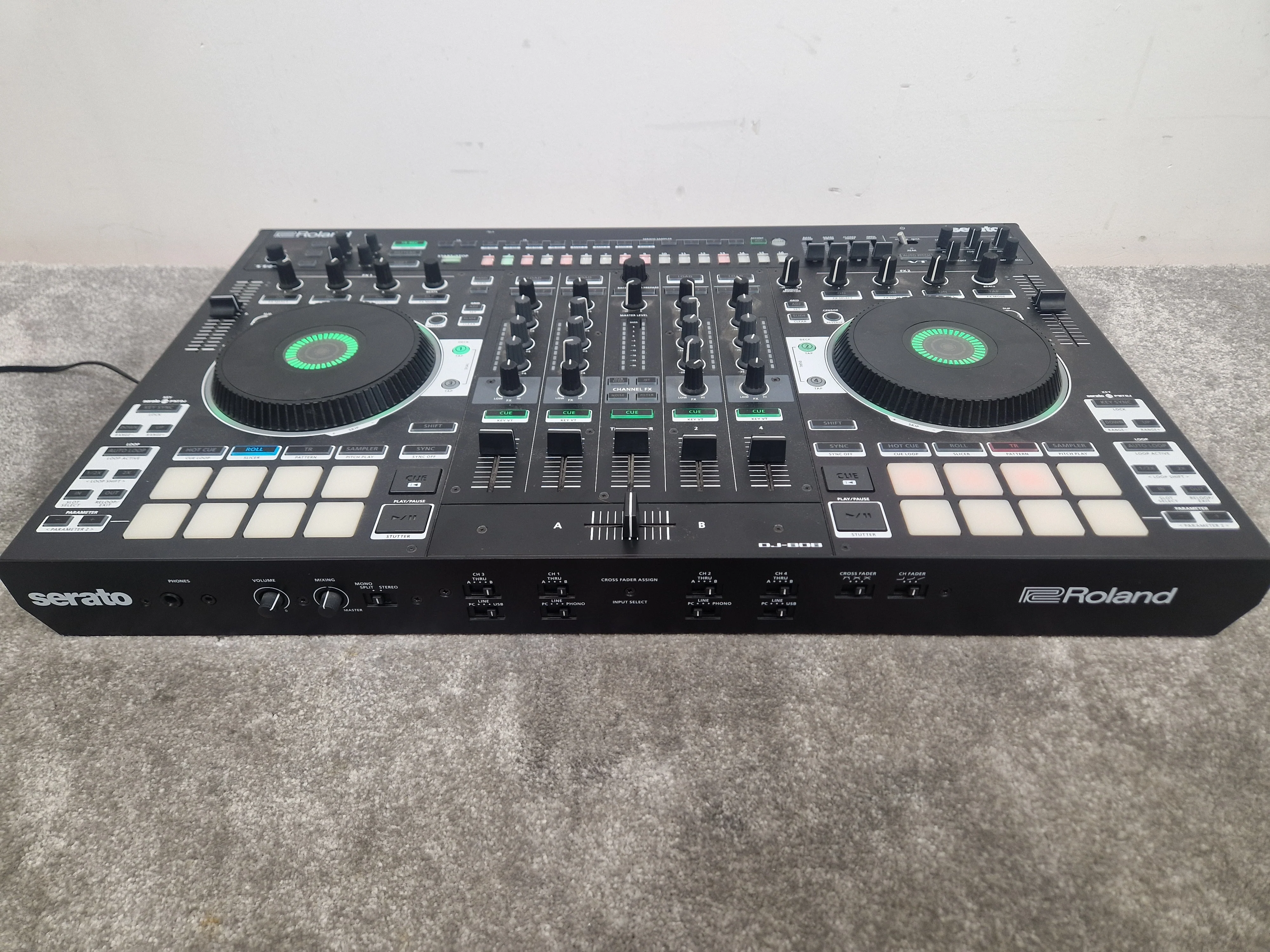 Roland 808 DJ - Iconic Drum Machine, Versatile Sequencer - Open Box New w/ Power Supply & Manuals - Image 4