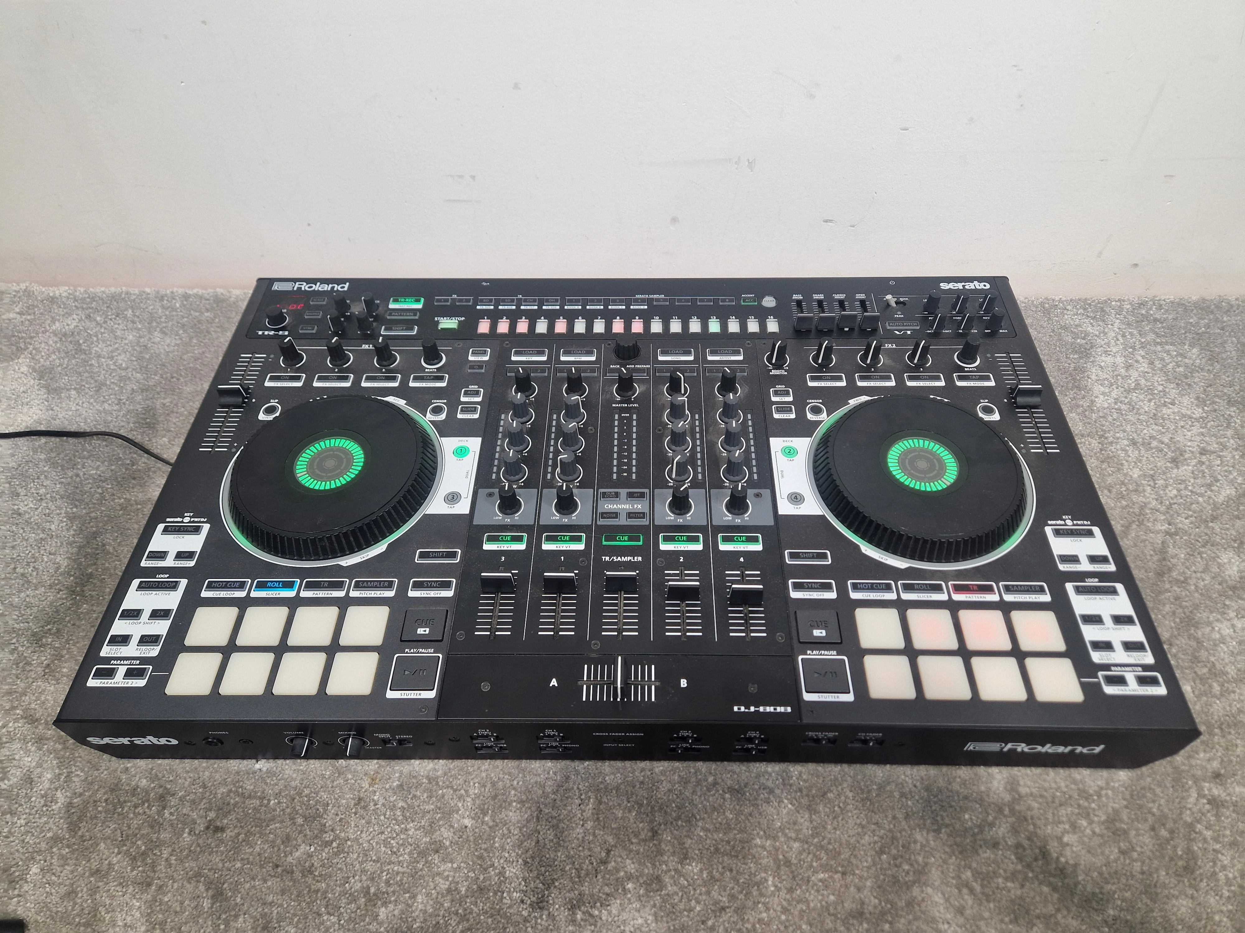 Roland 808 DJ - Iconic Drum Machine, Versatile Sequencer - Open Box New w/ Power Supply & Manuals - Image 6