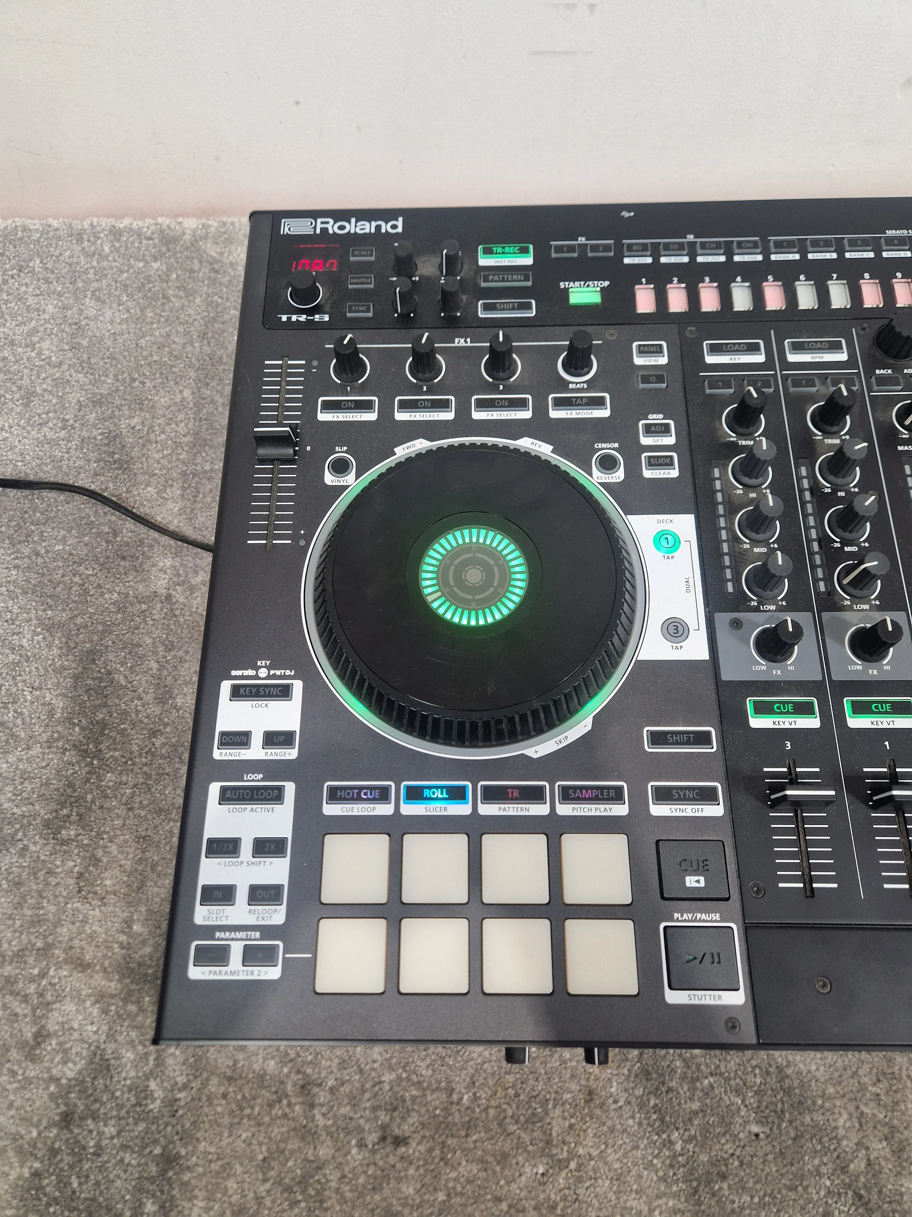 Roland 808 DJ - Iconic Drum Machine, Versatile Sequencer - Open Box New w/ Power Supply & Manuals - Image 8